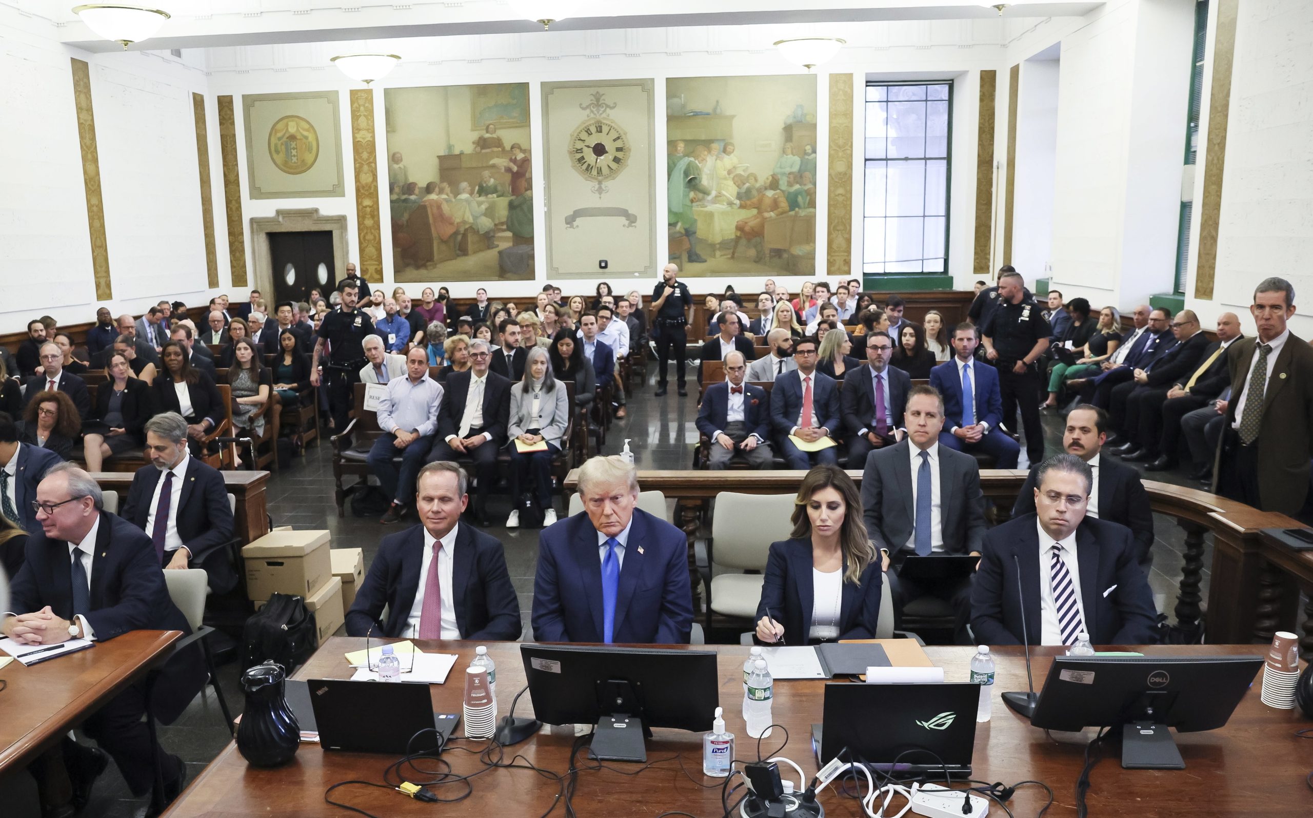 Julgamento contra Trump em Nova Iorque vai durar até 22 de dezembro