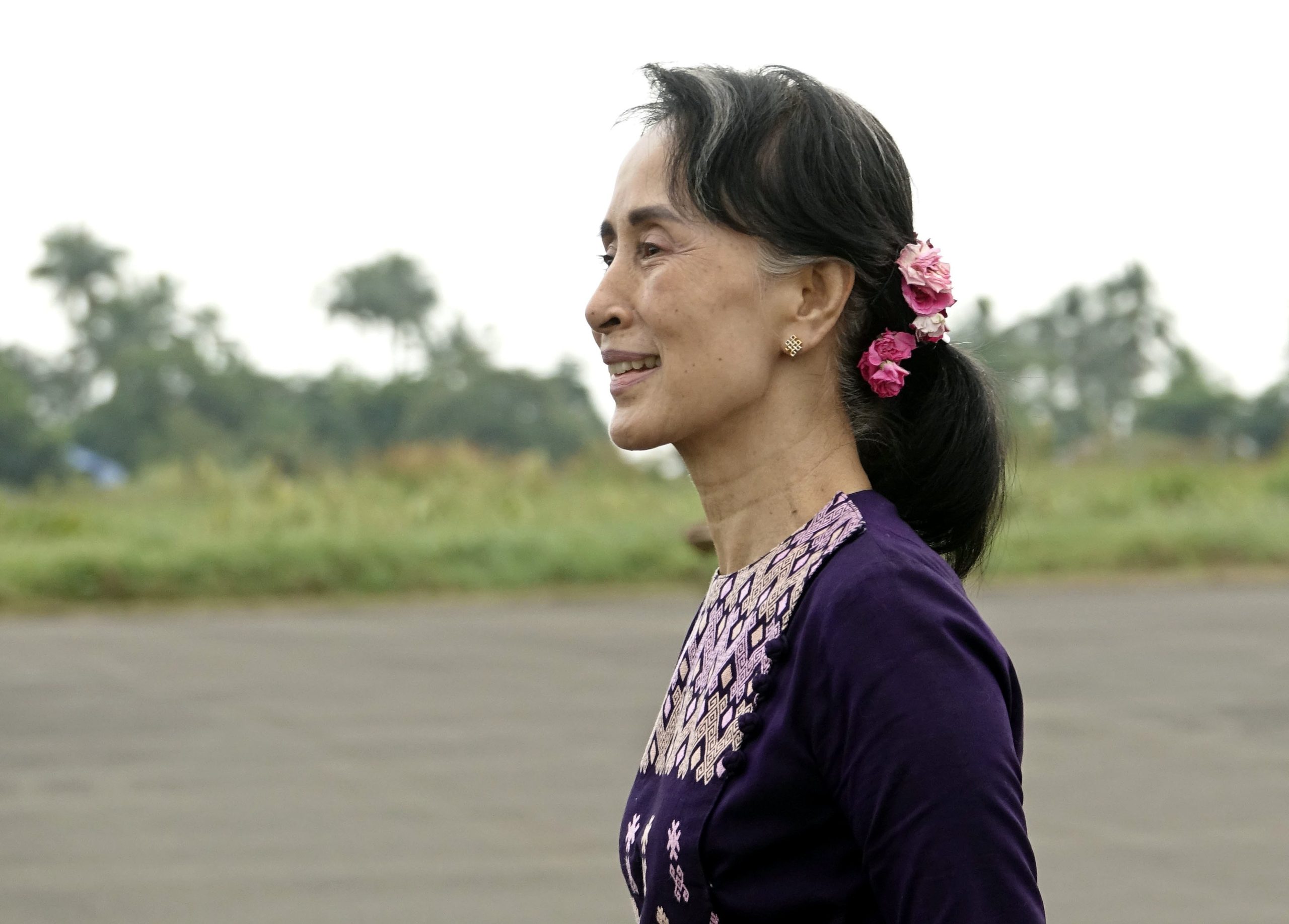 Aung San Suu Kyi diz que pressão da ONU é “prejudicial” ao regresso dos rohingya