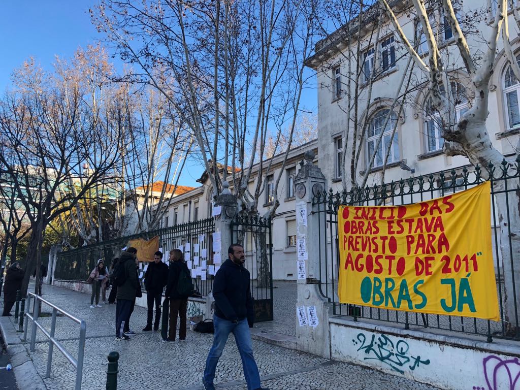Obras no antigo Liceu Camões vão começar em breve, anuncia ministro da Educação