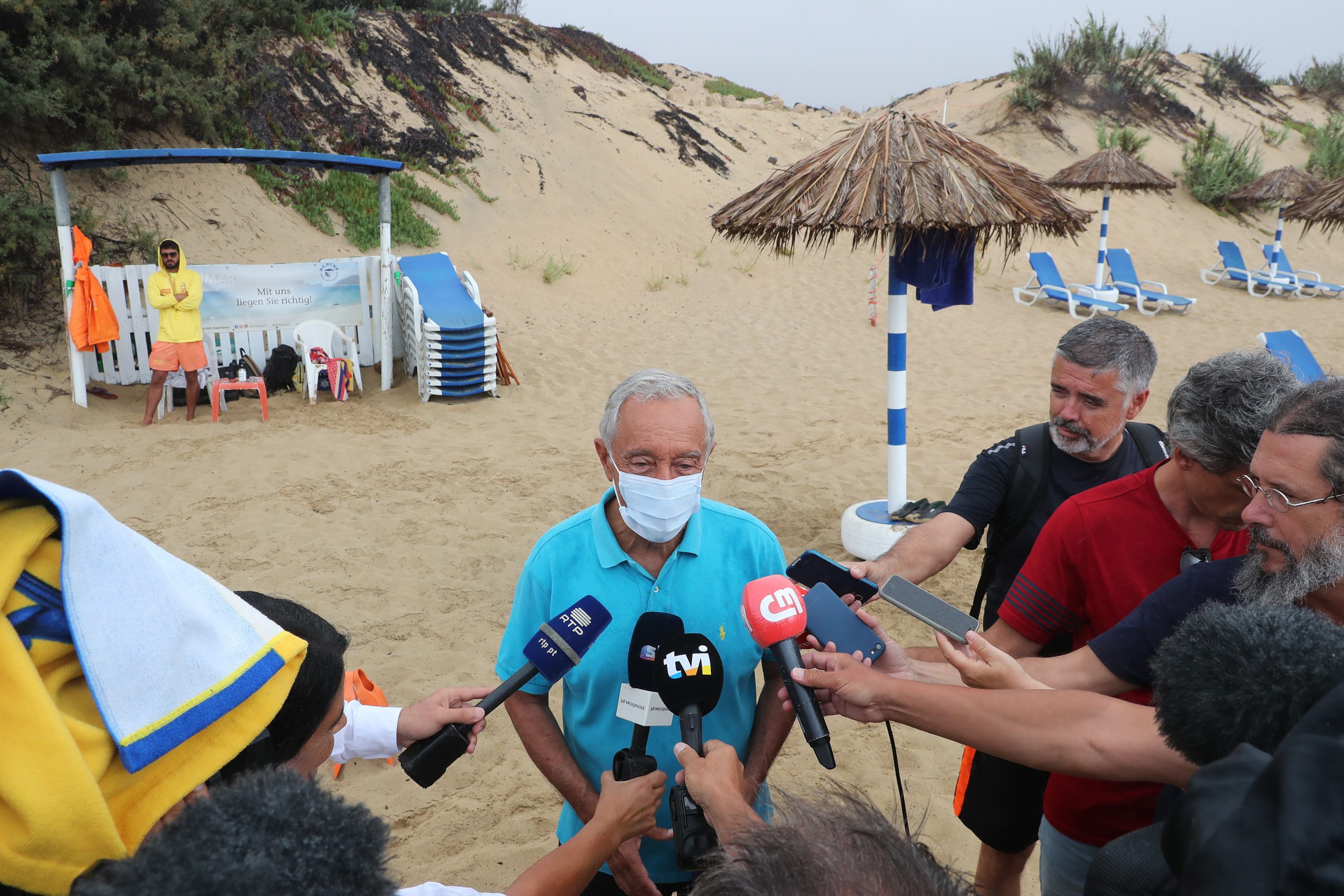 Marcelo promete regressar a Porto Santo em 2021, “qualquer que seja a qualidade em que venha”