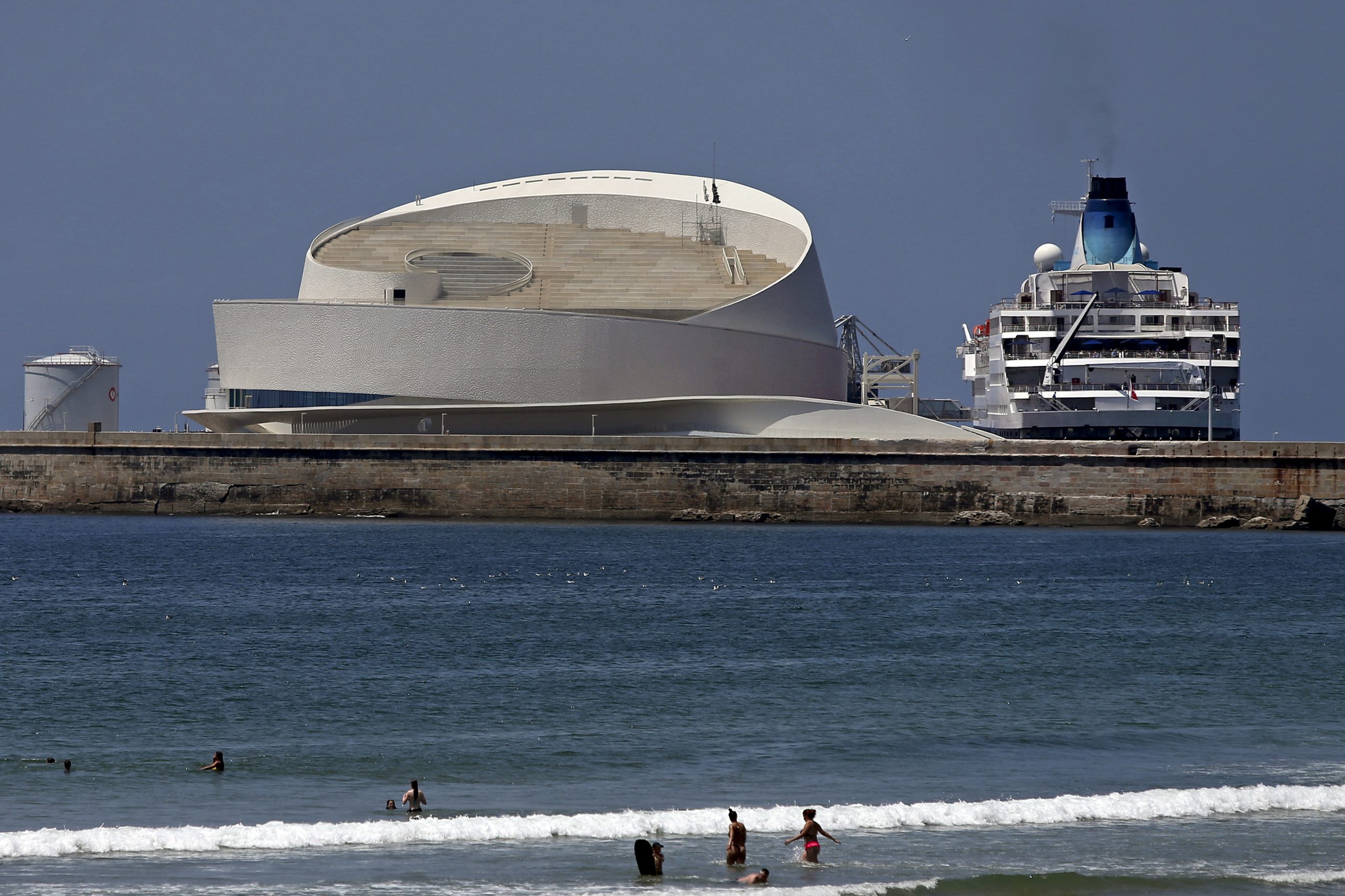 Diretor do CIIMAR defende união de instituições nacionais para “explorar” o oceano