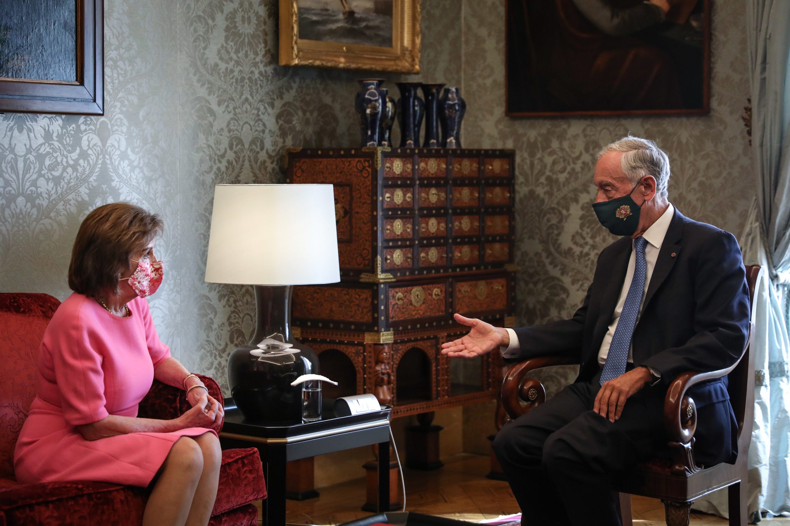 Marcelo falou sobre papel da NATO e relacionamento Europa-EUA com Nancy Pelosi