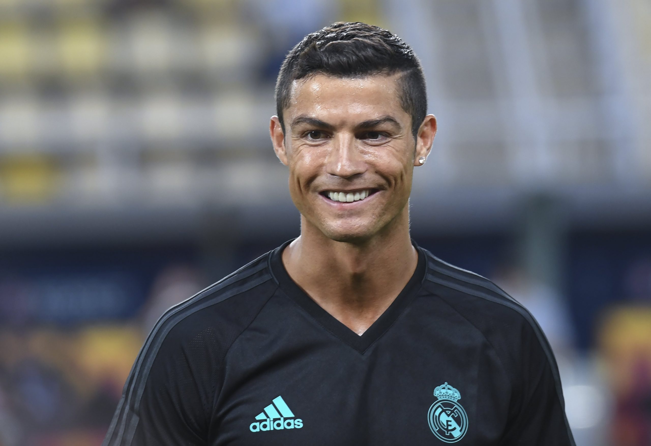 Zidane assegura Ronaldo “de início” no Troféu Santiago Barnabéu