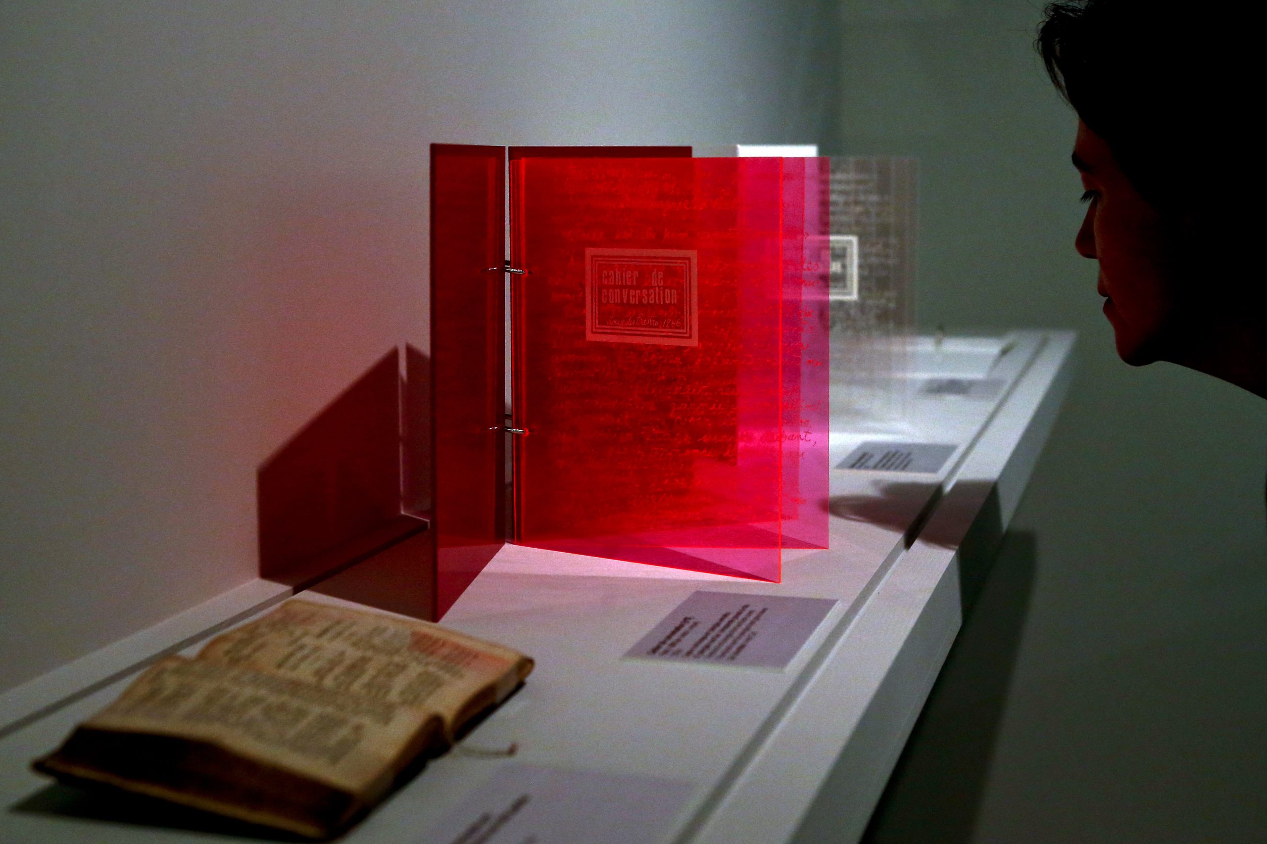 Espólio do historiador Carlos de Azevedo doado à Biblioteca de Arte Gulbenkian