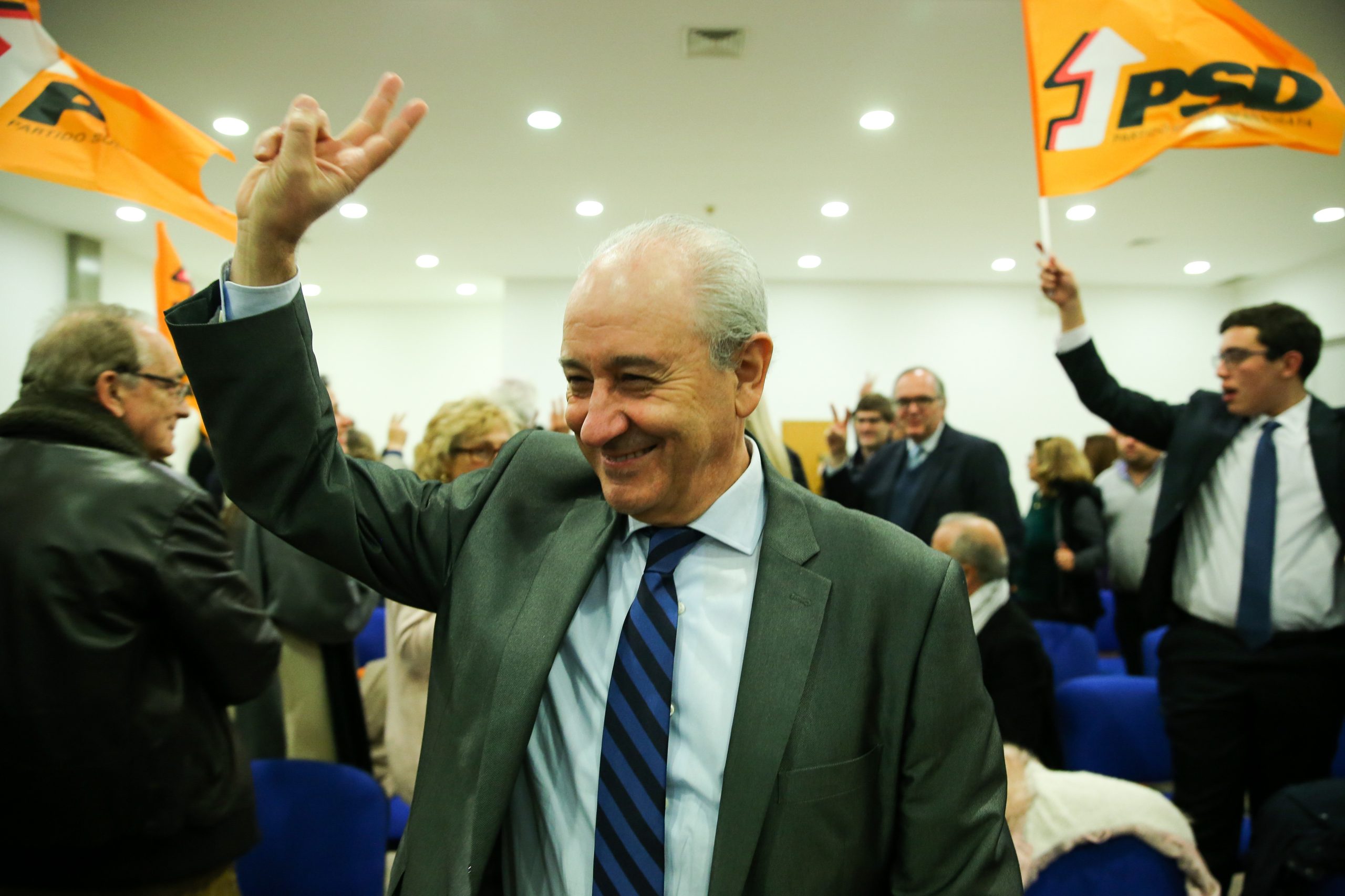Rui Rio. O “corredor de fundo” que prometeu “um banho de ética” e quer ser líder até 2022