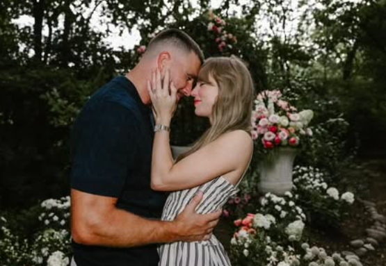 Taylor Swift anuncia casamento