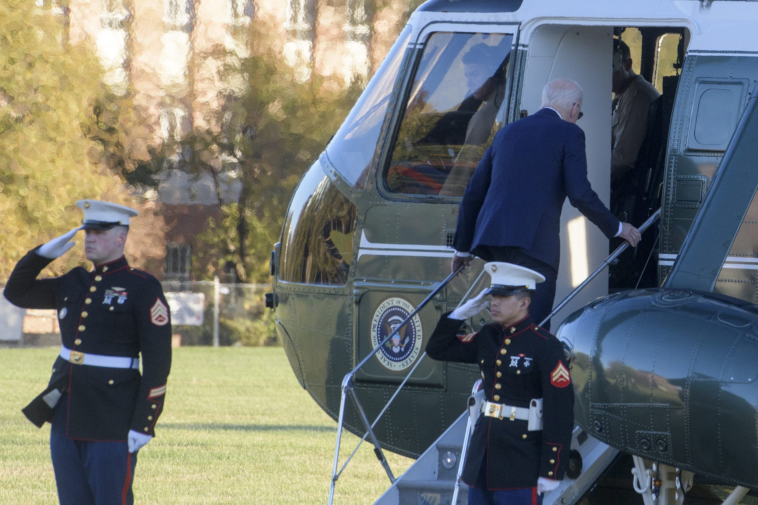 Seis mil milhões. Biden promete dar ajuda restante à Ucrânia antes da posse de Trump