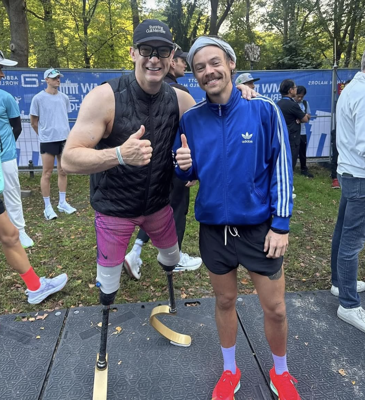 Harry Styles incógnito na Maratona de Berlim termina no mesmo tempo de Tiago Teotónio Pereira
