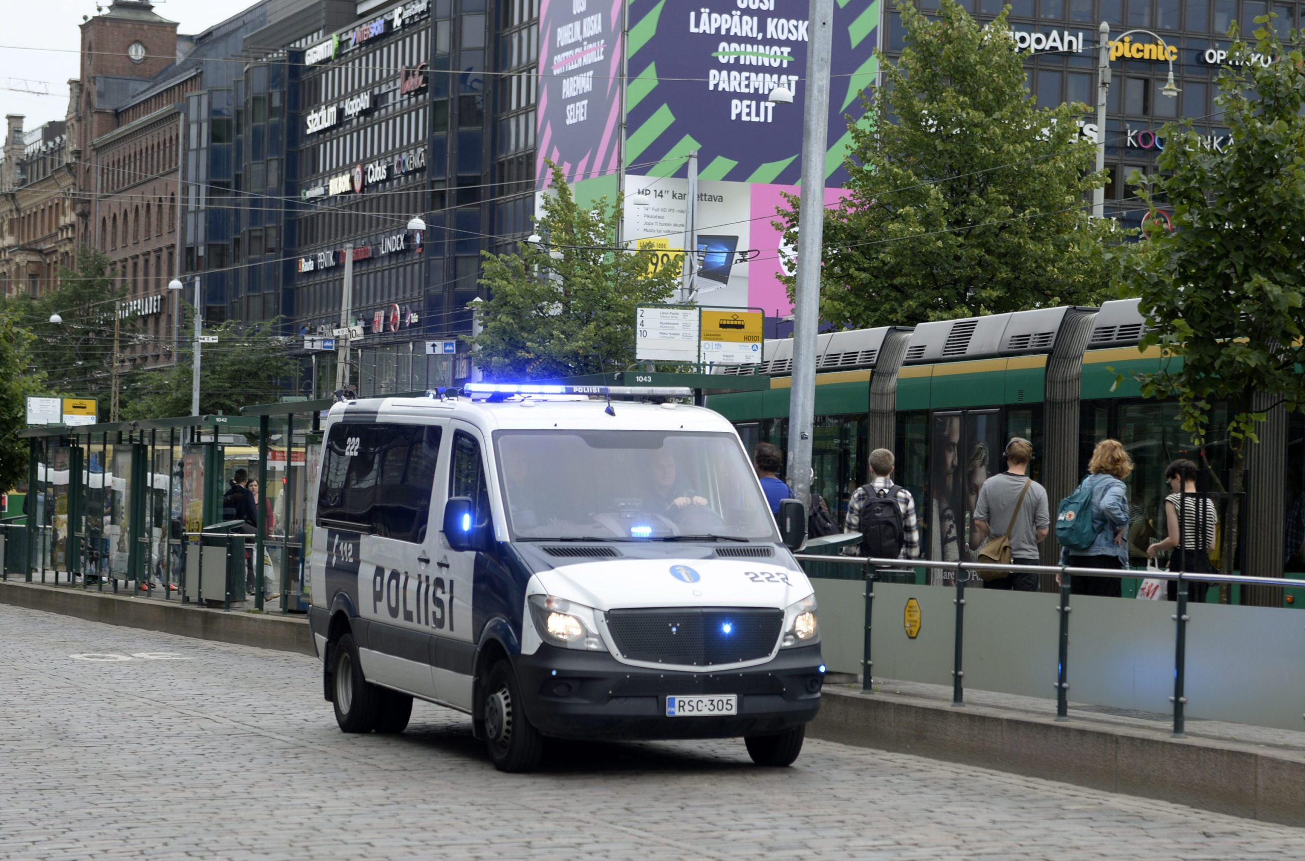 Finlândia: Dois mortos e nove feridos em esfaqueamento na cidade de Turku