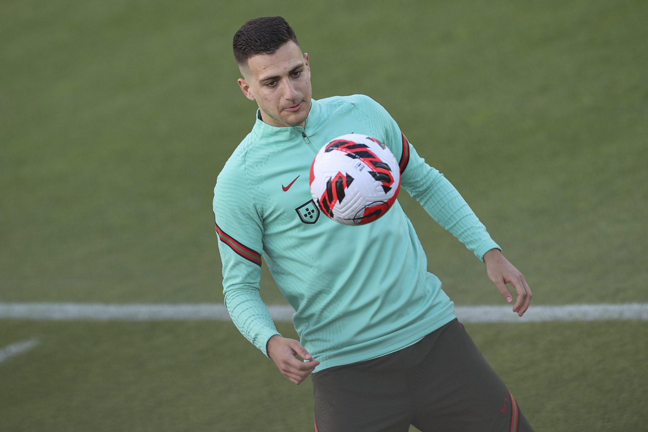 Diogo Dalot, Gonçalo Inácio e Tiago Djaló fora da ficha de jogo