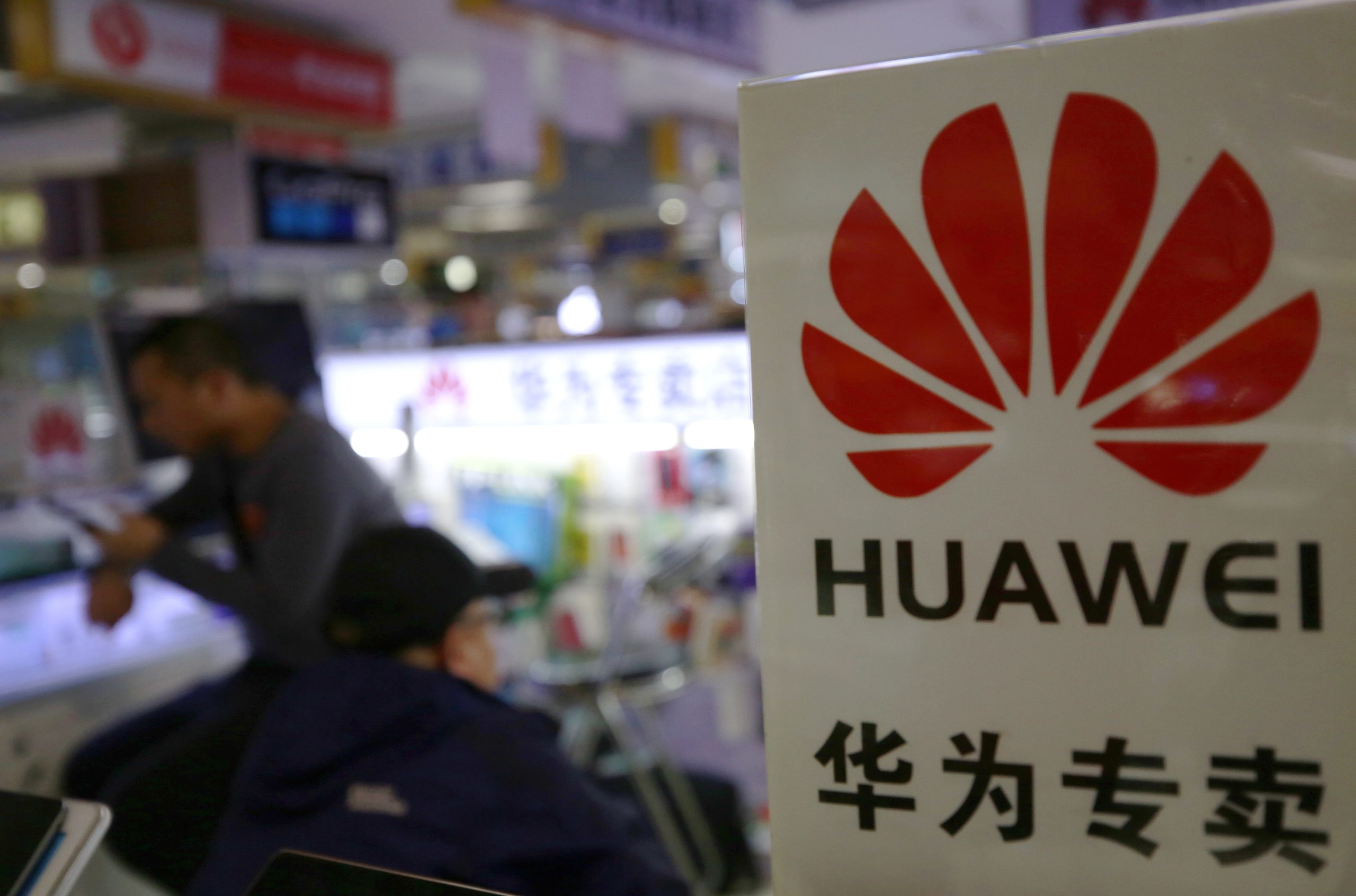 Huawei “agradada” com notícias que indicam que Londres permitirá participação no 5G