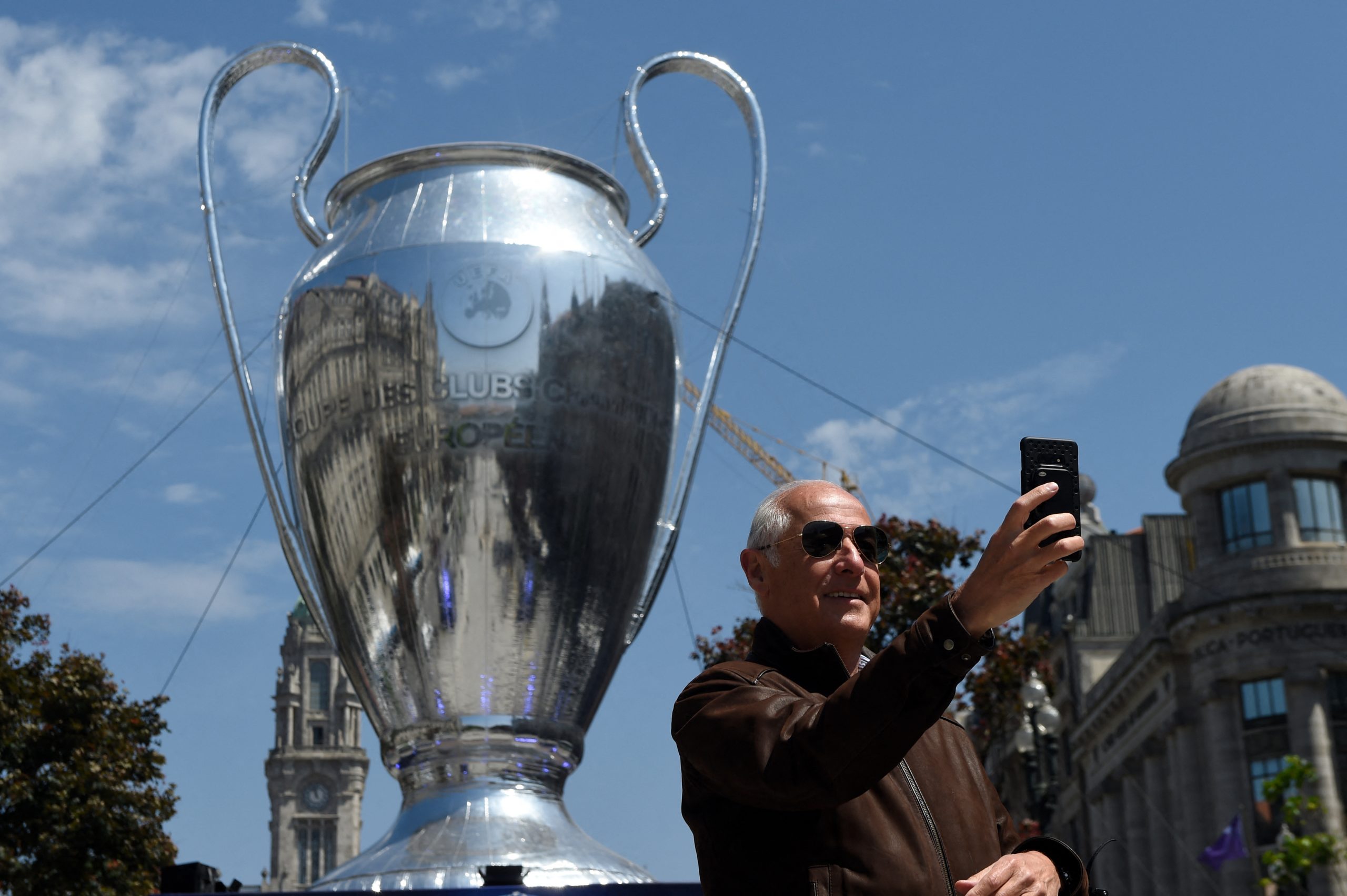 Manchester City e Chelsea, dois clubes ingleses disputam a Champions no Porto