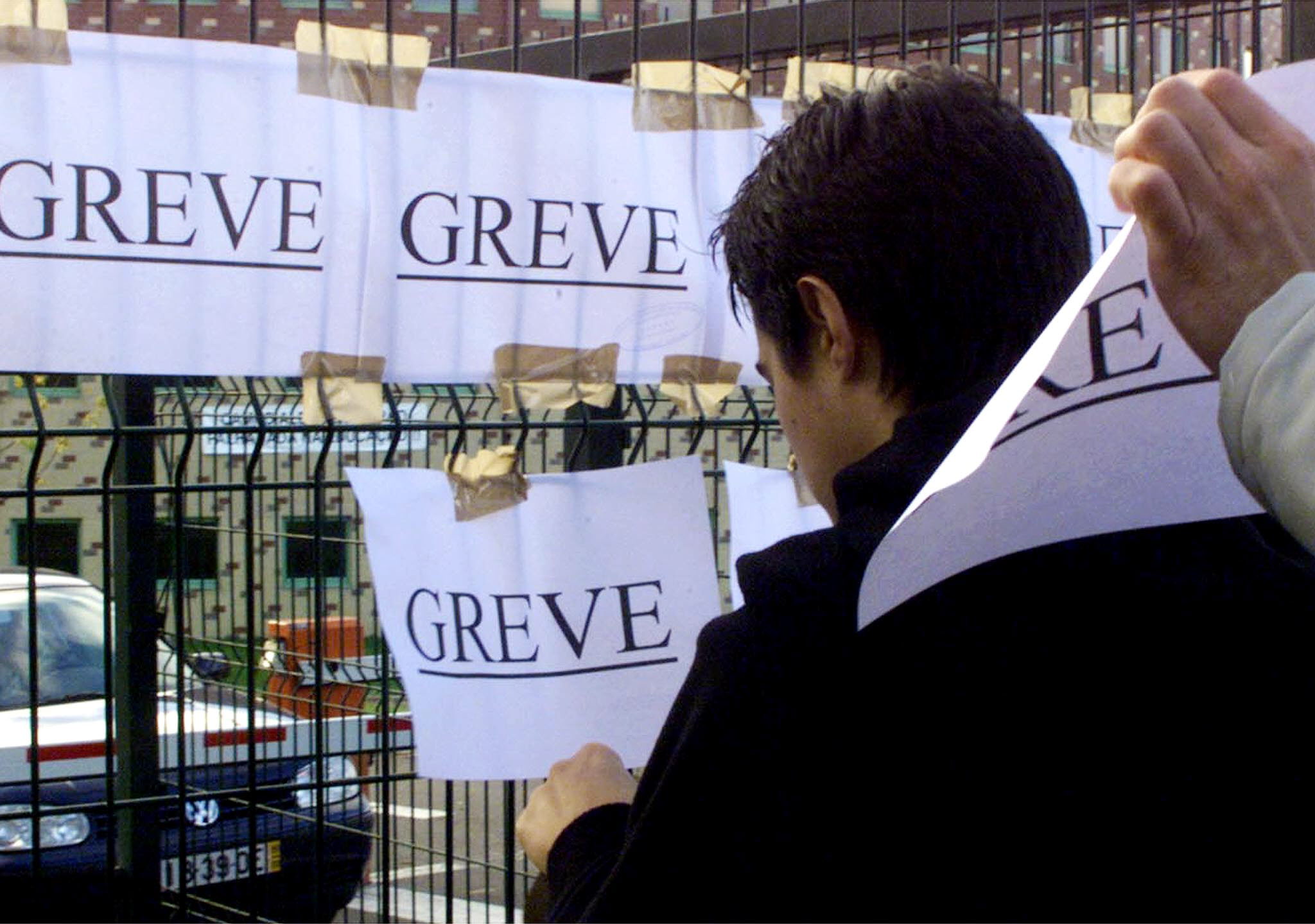Sindicatos falam em “elevados níveis de adesão” à greve dos trabalhadores da distribuição e comércio retalhista