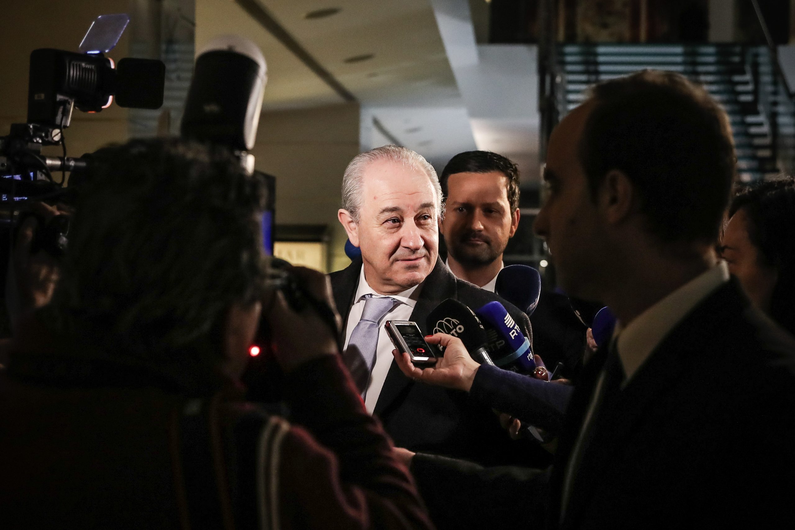 PSD: Rio não responde a alegadas irregularidades e apela a que debate não caia na lama