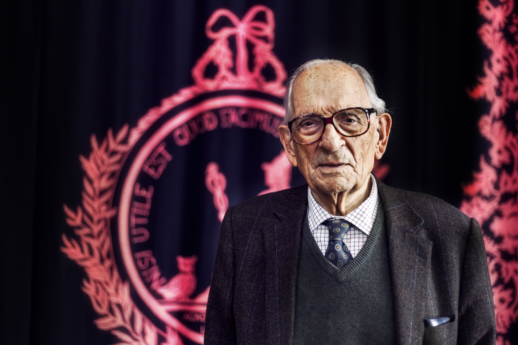 Adriano Moreira: “Temos de substituir o ‘eu’ pelo ‘nós'”