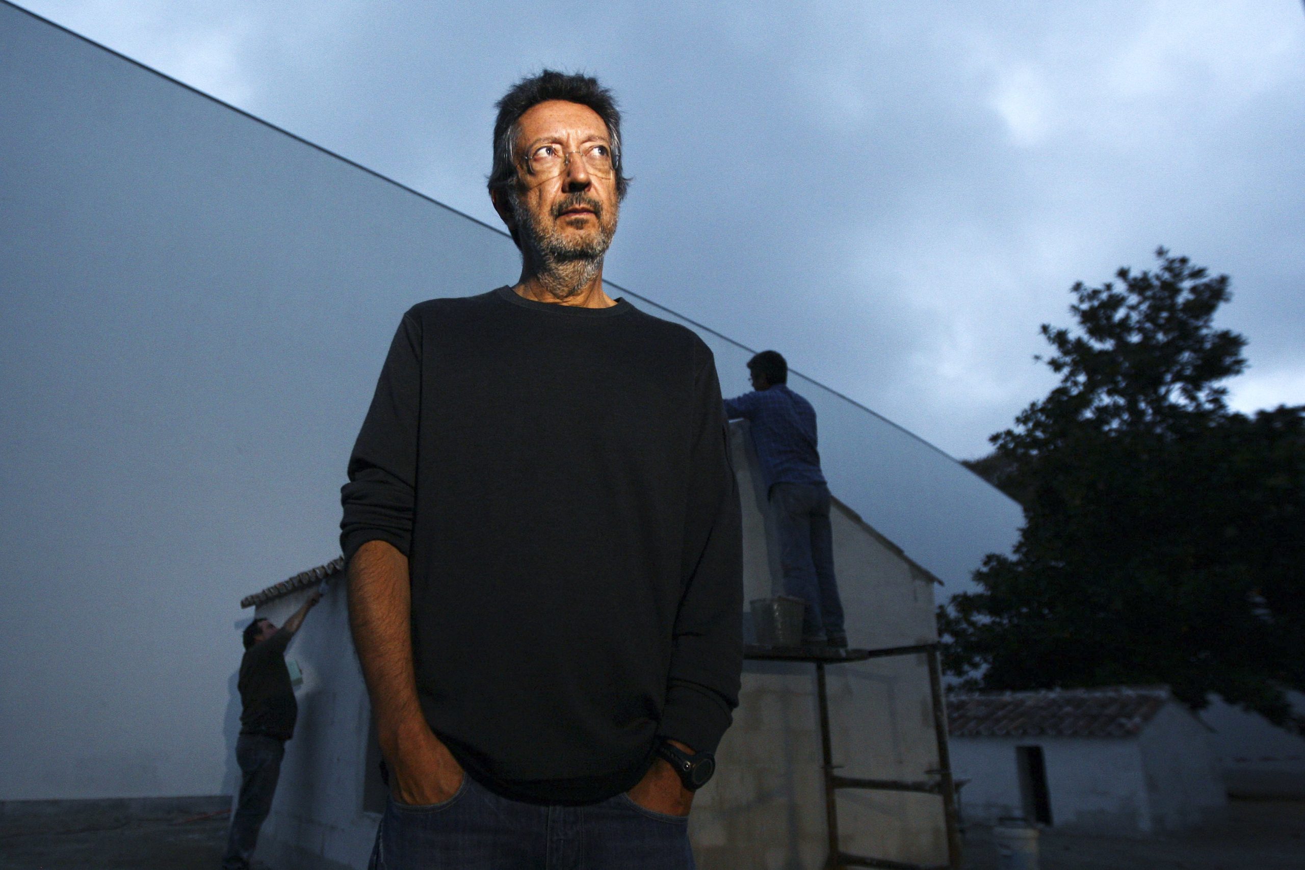 Fundação de Serralves recebe doação do arquivo de Julião Sarmento