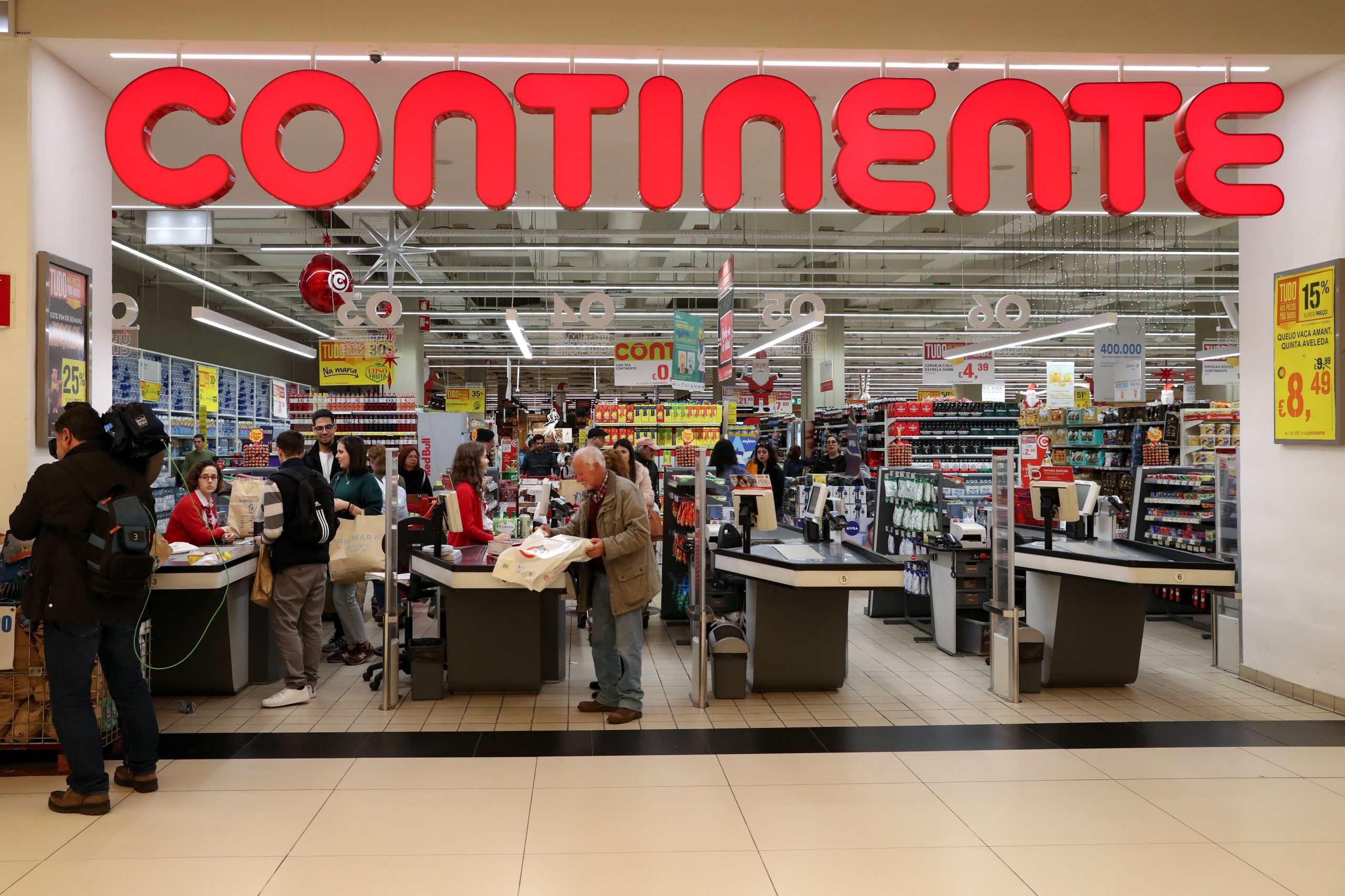 Continente Online e aplicação do cartão Continente já funcionam