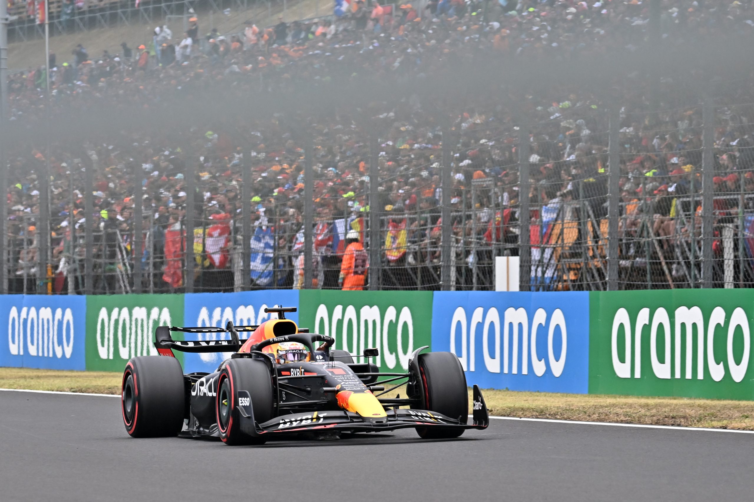 Outra vez Verstappen. De 10.º na linha de partida à vitória no Grande Prémio da Hungria