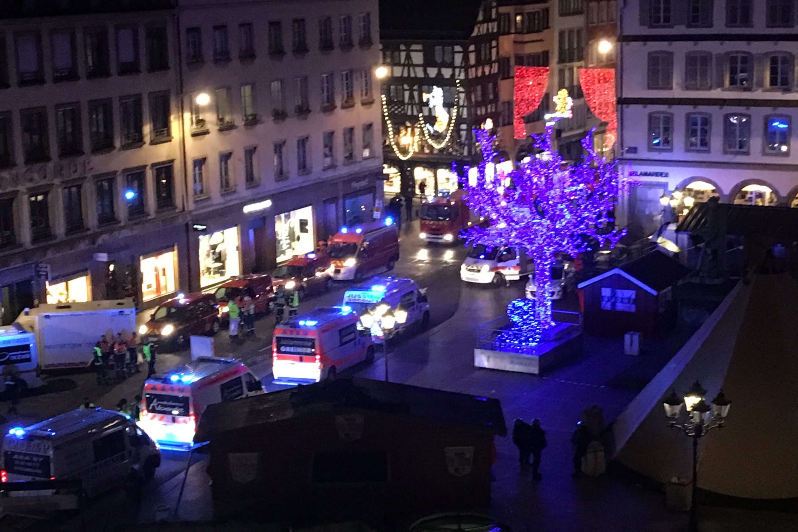 Autor do ataque no mercado de Natal de Estrasburgo jurou lealdade ao autoproclamado Estado Islâmico