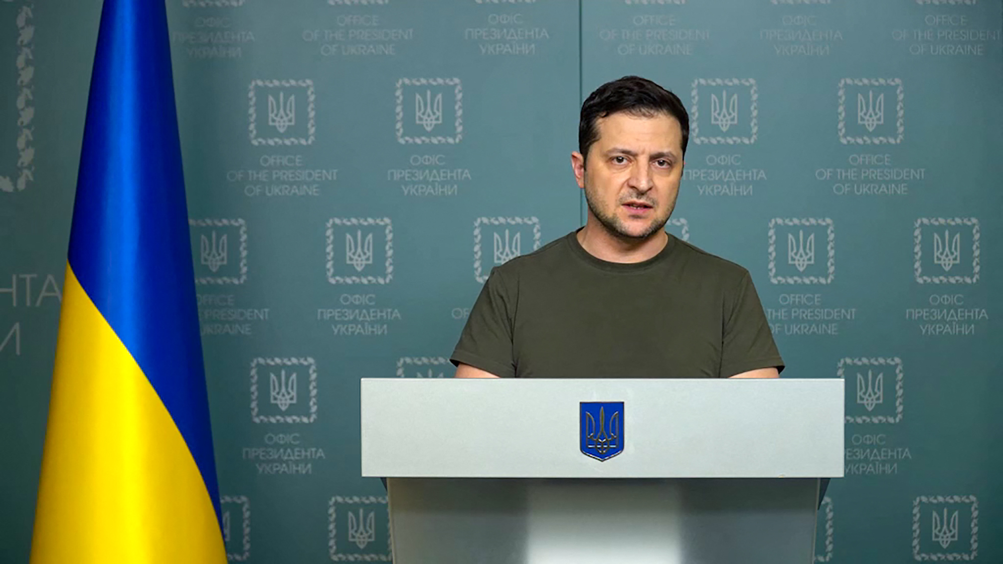 “É a única maneira de parar esta guerra”. Zelensky quer conversar com Putin — e alerta que Rússia pode invadir países bálticos