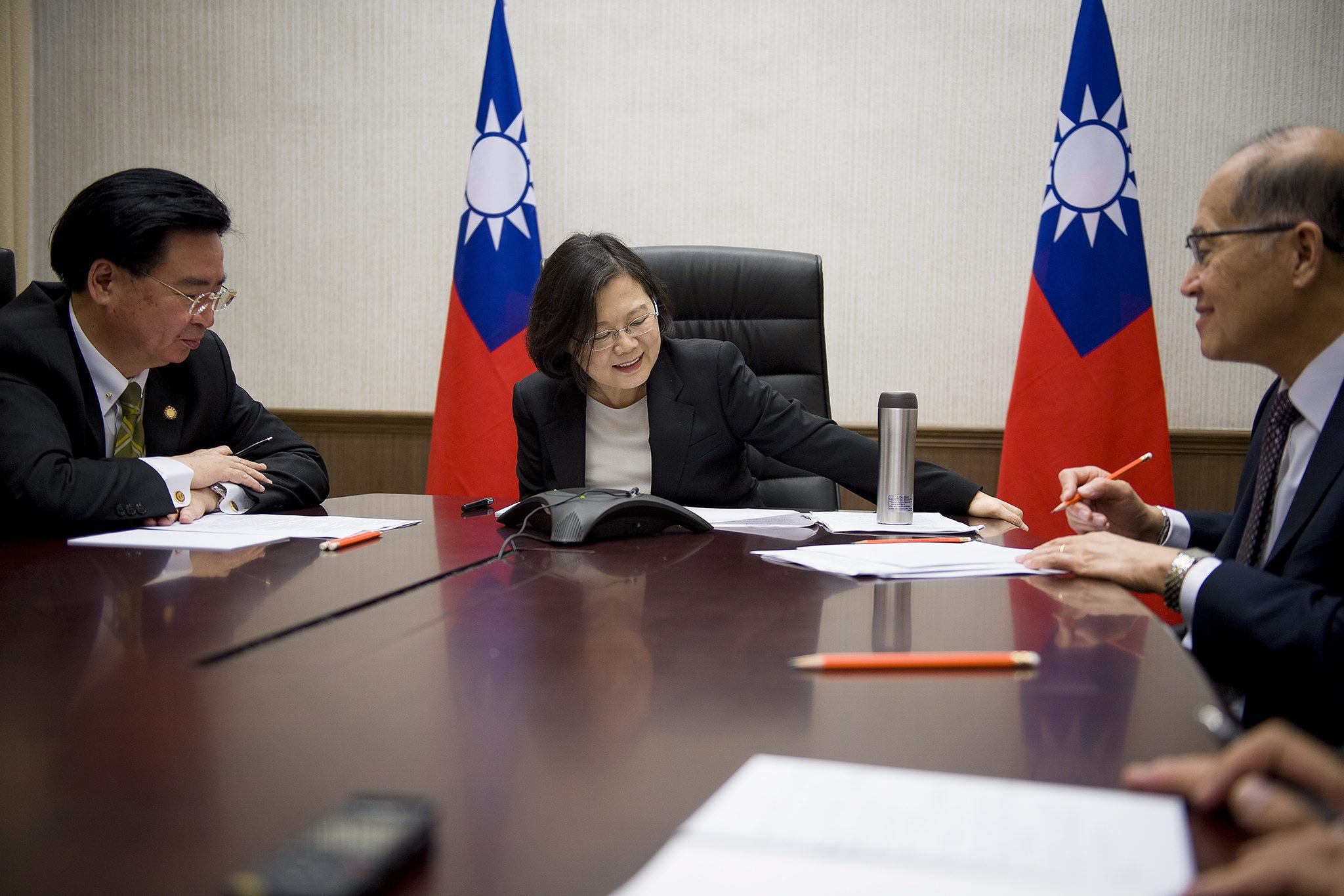 Trump atendeu o telefone a Taiwan e a China não gostou