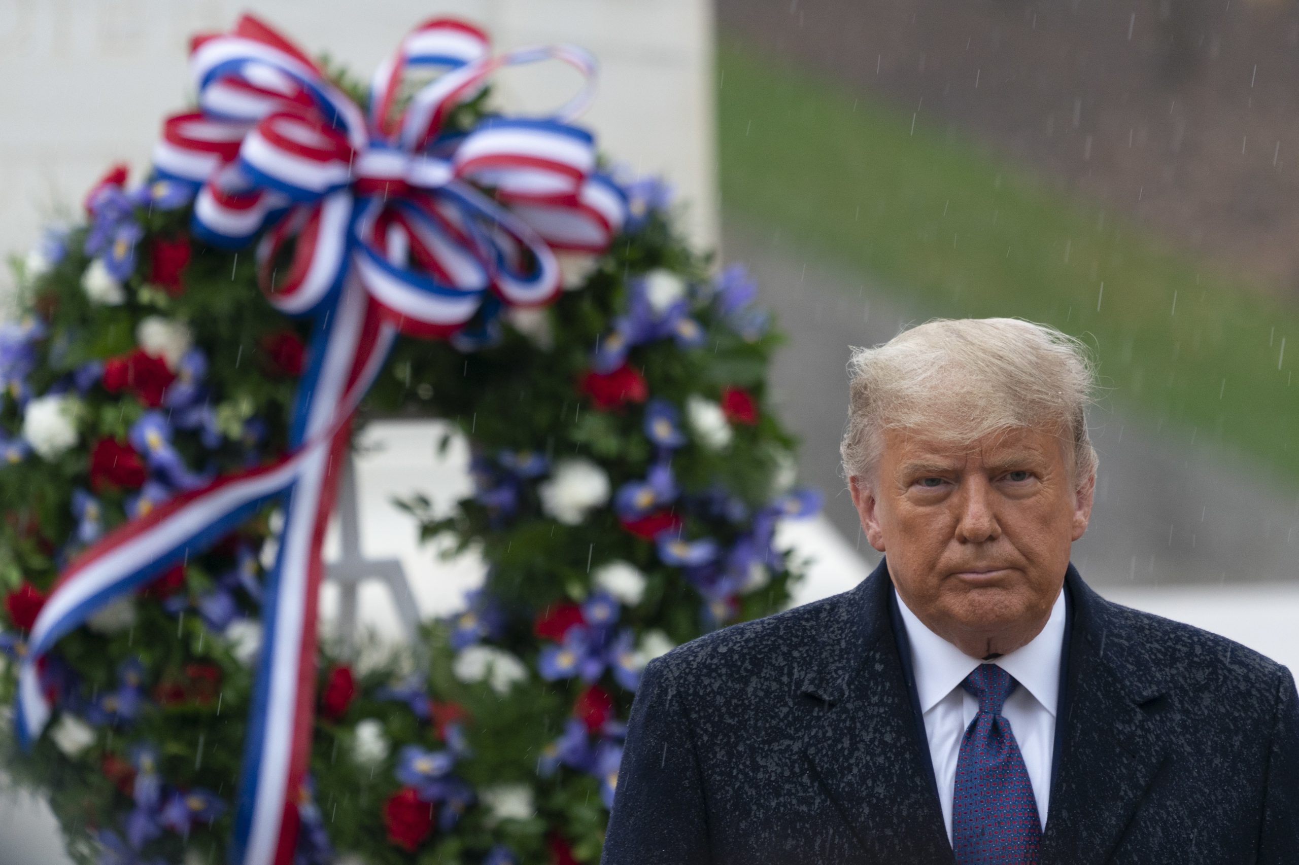 Na sua contestação aos resultados eleitorais, Trump vira as atenções para uma empresa de tecnologia de votação