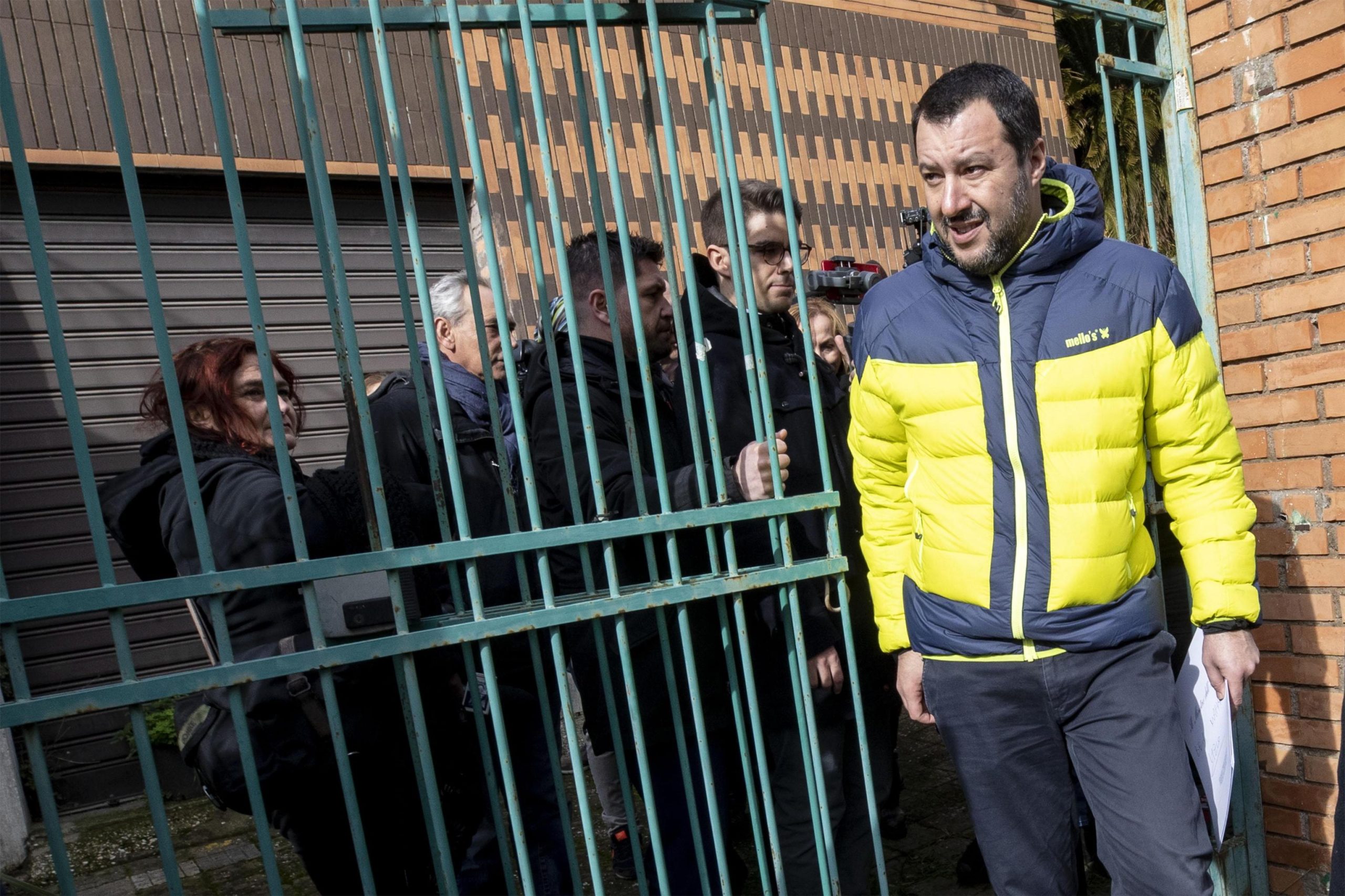 Itália: Salvini pede para não ser julgado por bloqueio de desembarque de migrantes