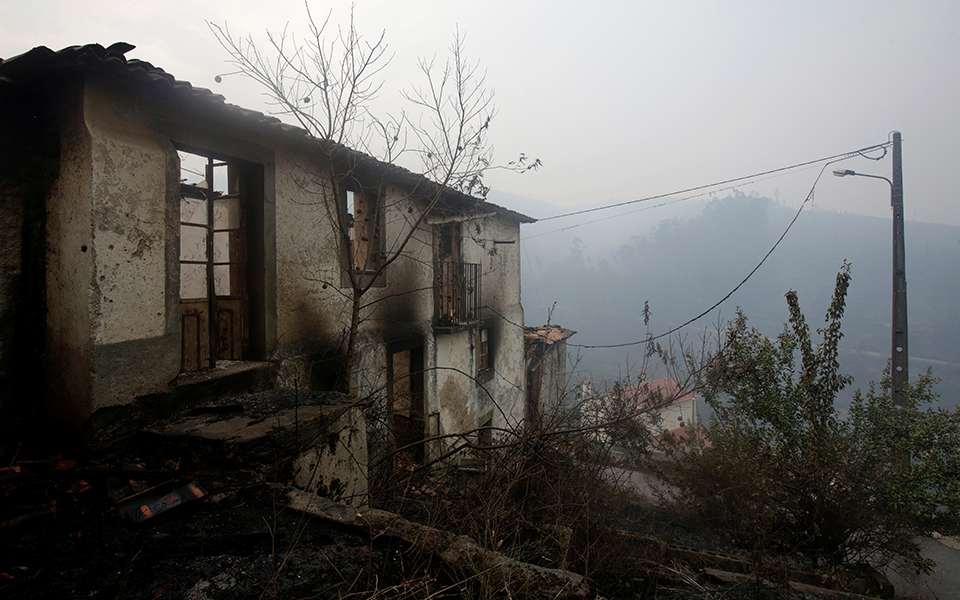 Incêndios: Disponível linha de apoio de 200 mil euros para realização de congressos