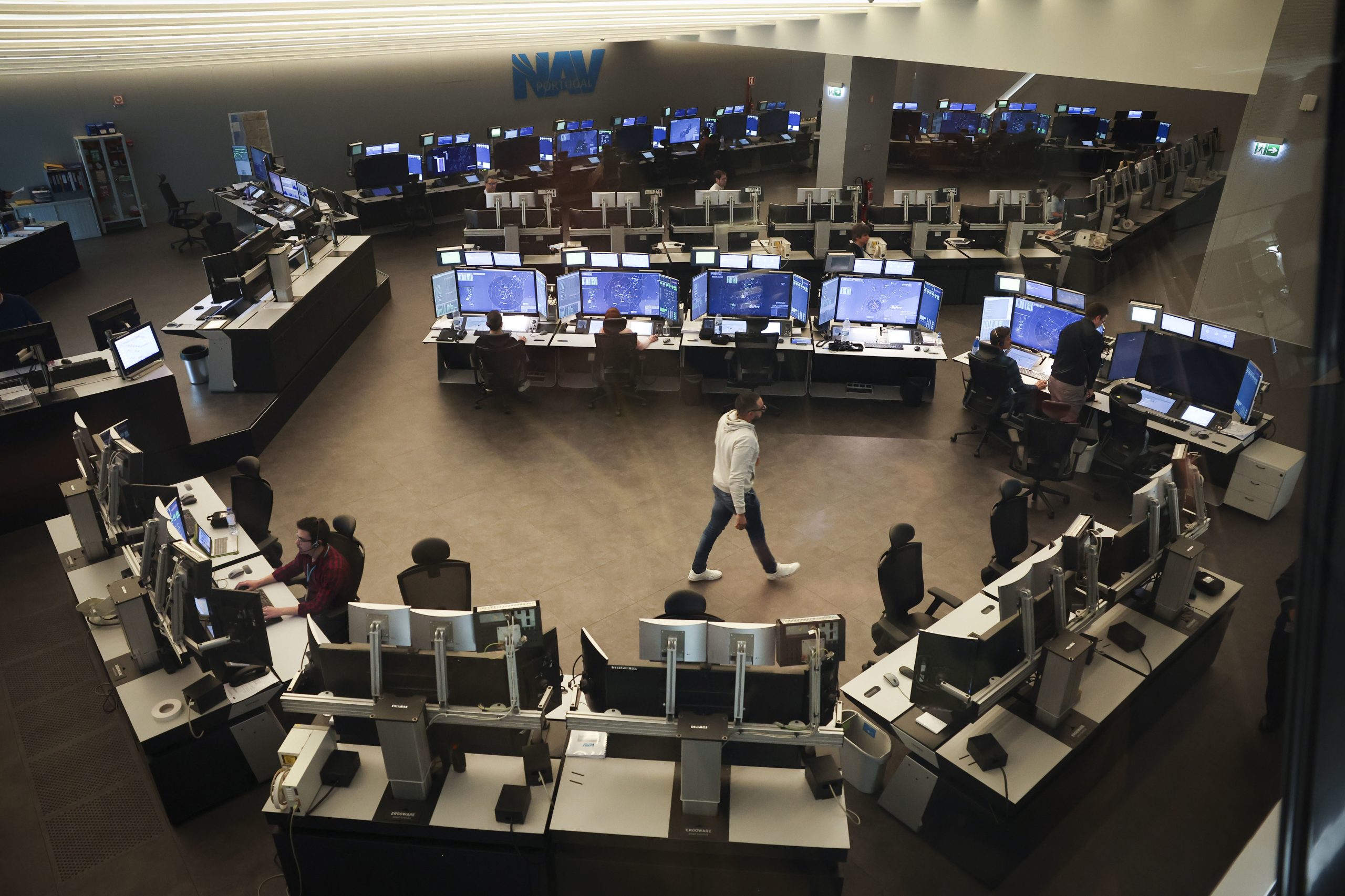 NAV implementa novo sistema em Lisboa que pode reduzir atrasos nos voos