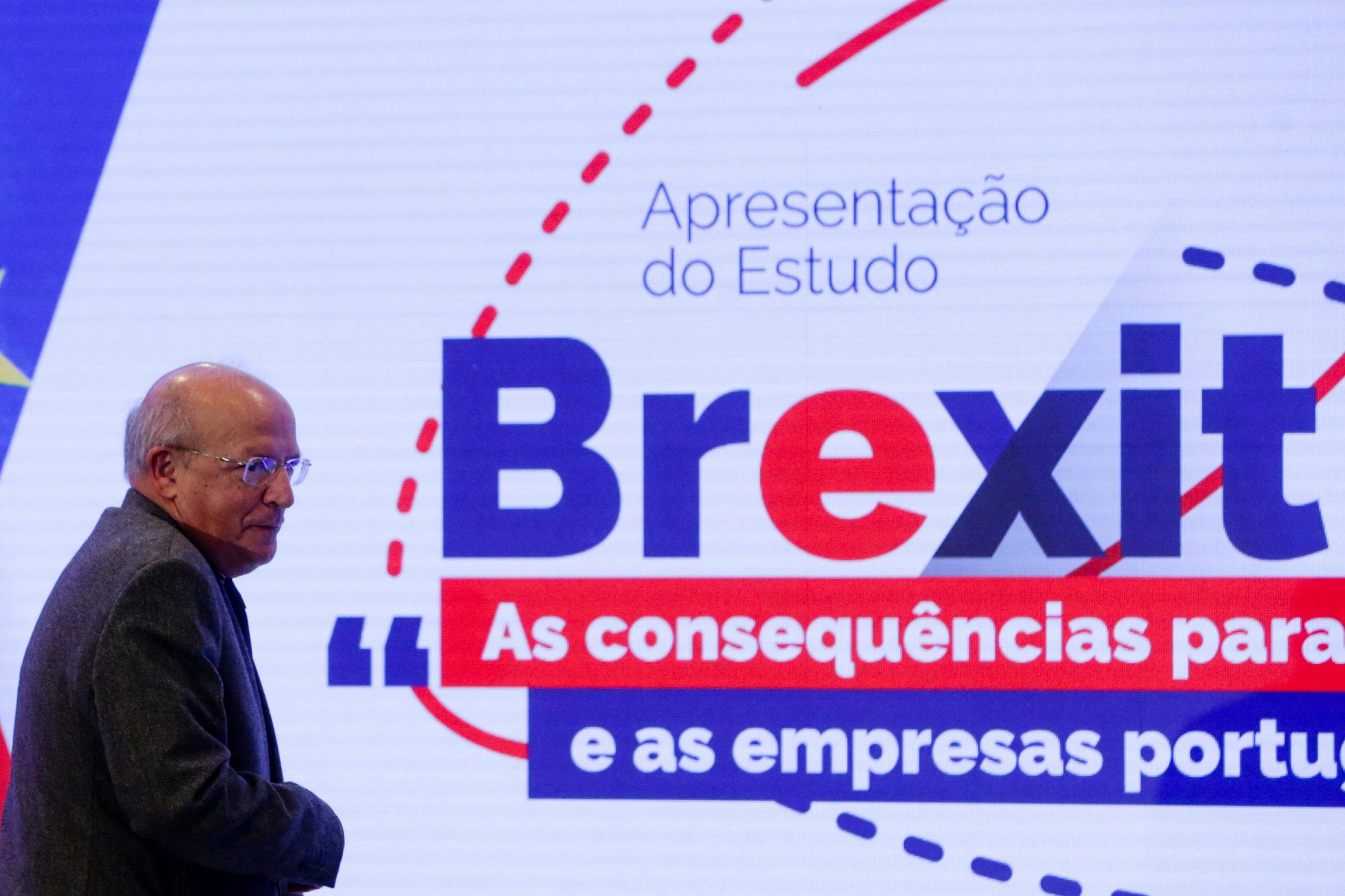 Governo pede às empresas “confiança na economia” na adaptação ao Brexit