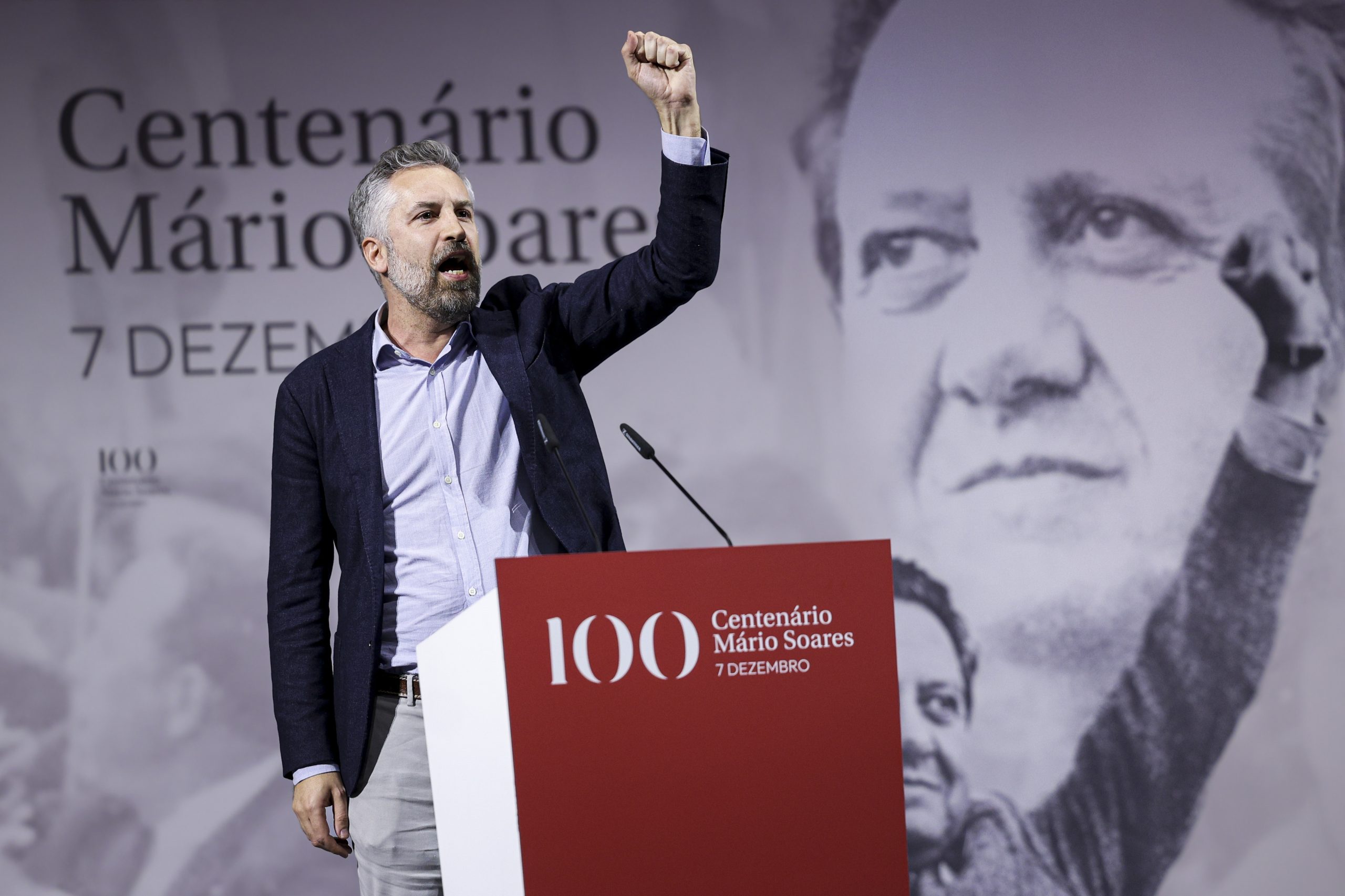 100 anos de Mário Soares: Pedro Nuno defende que única forma de combater extrema-direita é “de frente, olhos nos olhos”
