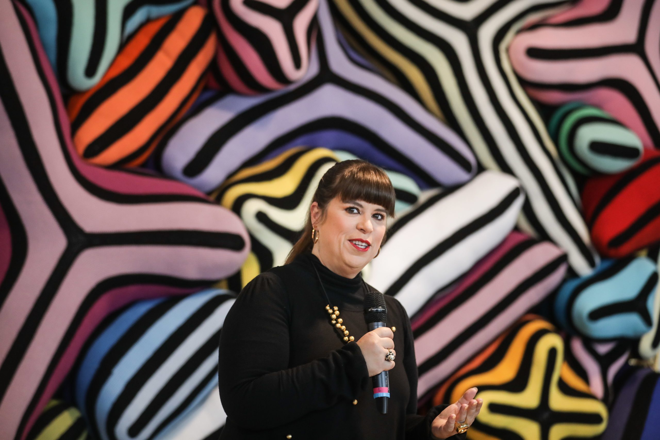 Exposição de Joana Vasconcelos em Inglaterra leva arte contemporânea a novos públicos