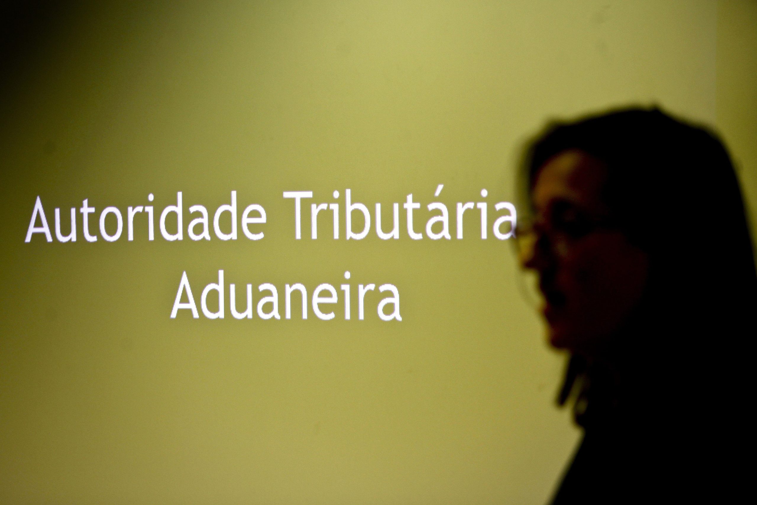 Recebeu um email da Autoridade Tributária e Aduaneira? Atenção, pode ser fraude