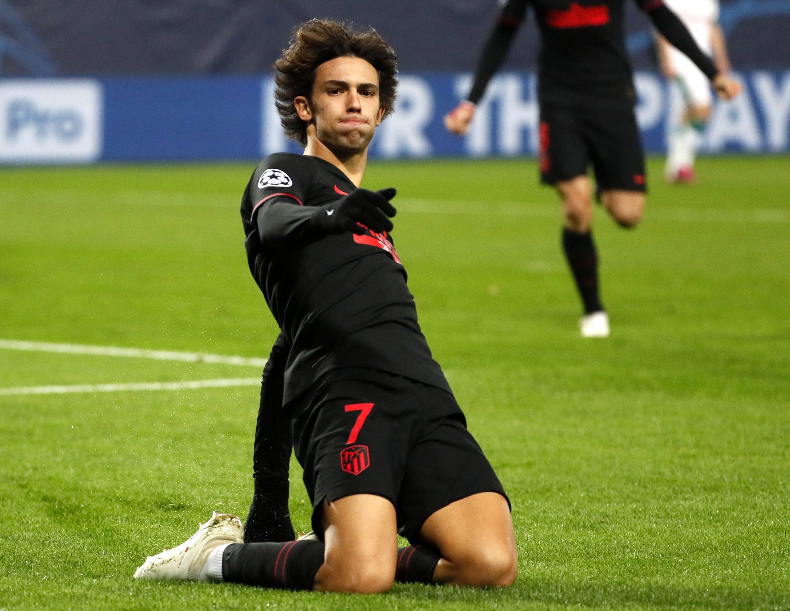 João Félix “muito contente” com estreia a marcar na Liga dos Campeões