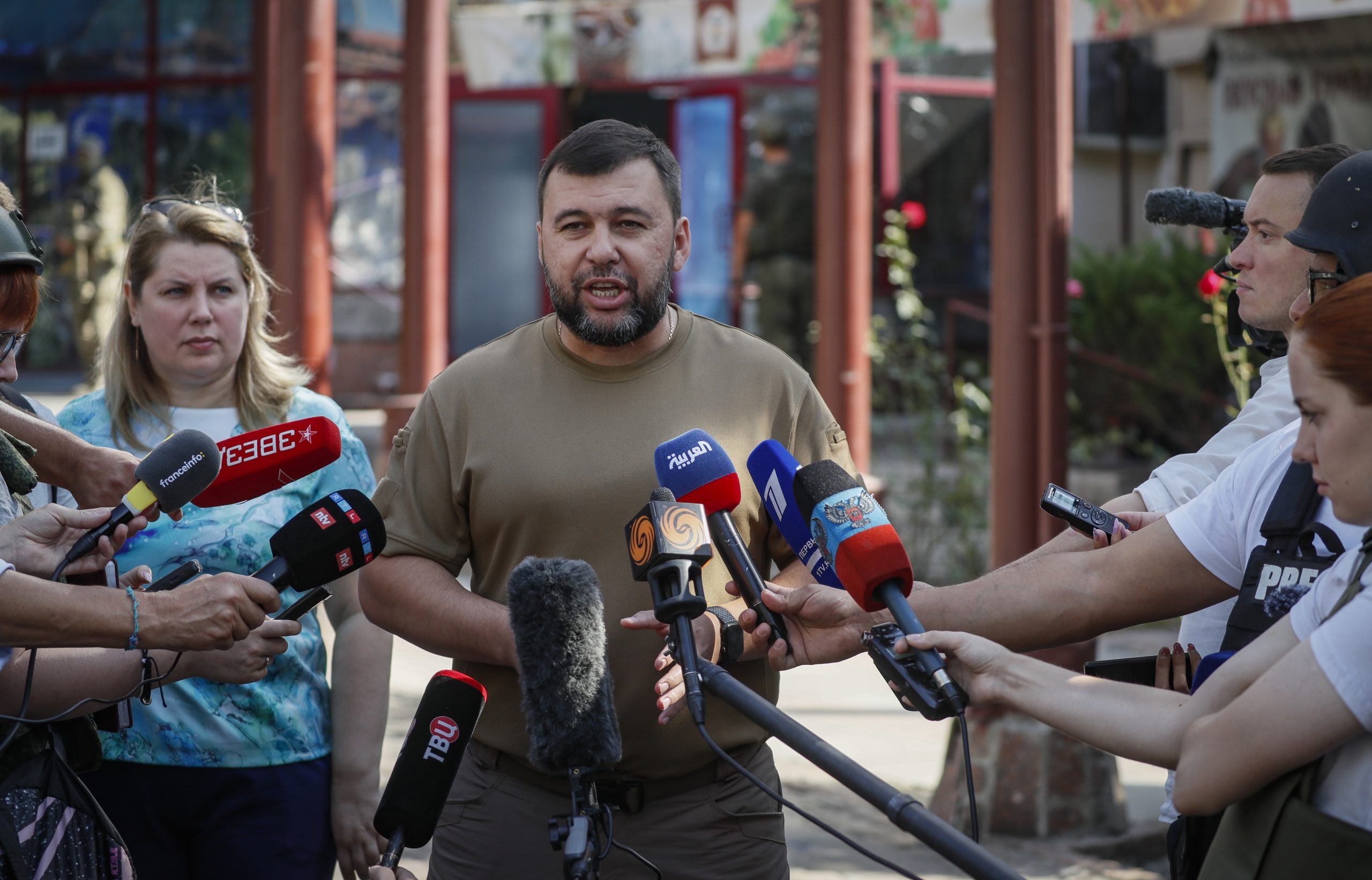 Moscovo e Kiev trocam mais 110 prisioneiros de guerra de cada lado