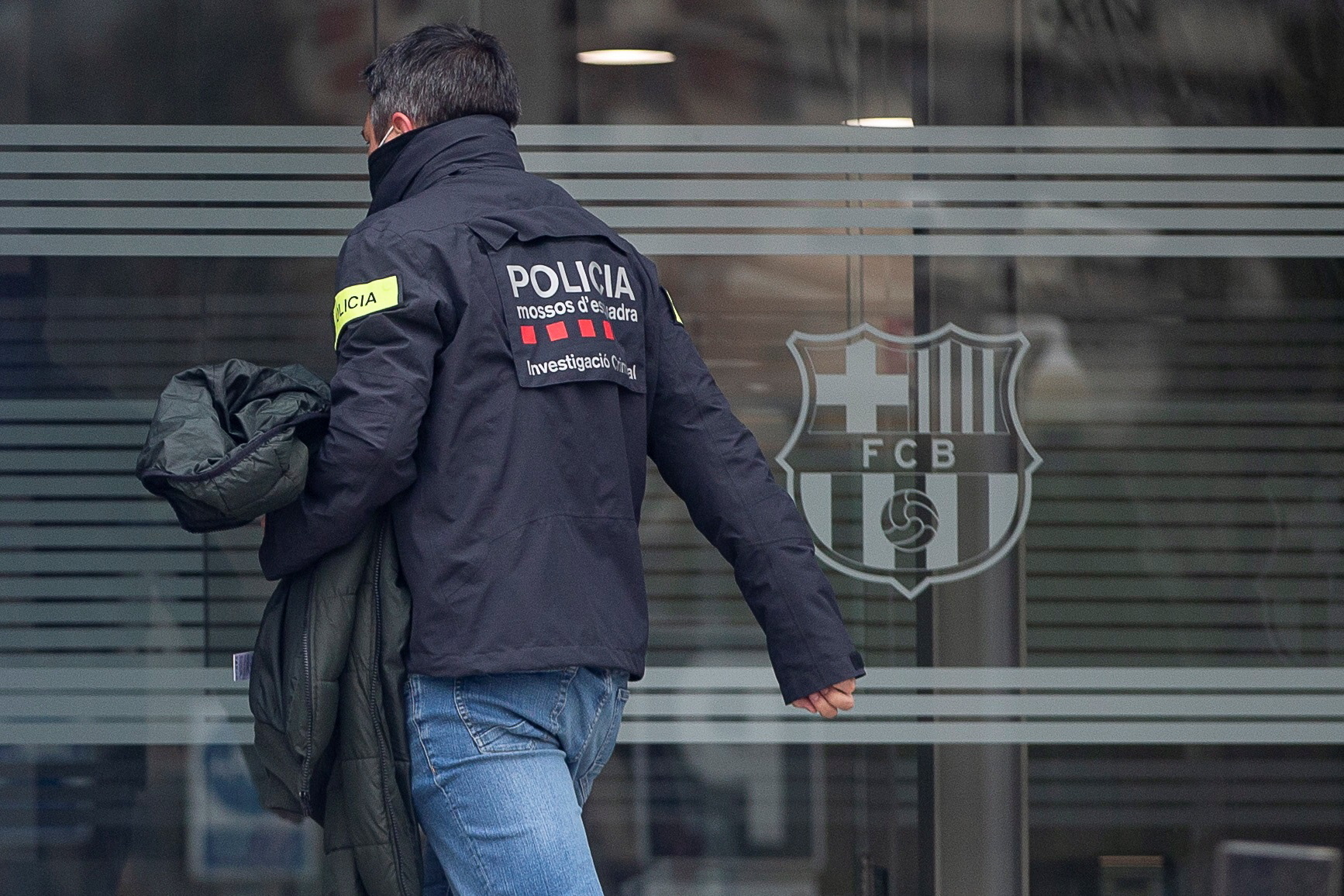 Barcelona. Polícias manifestam-se por mais apoio e despartidarização