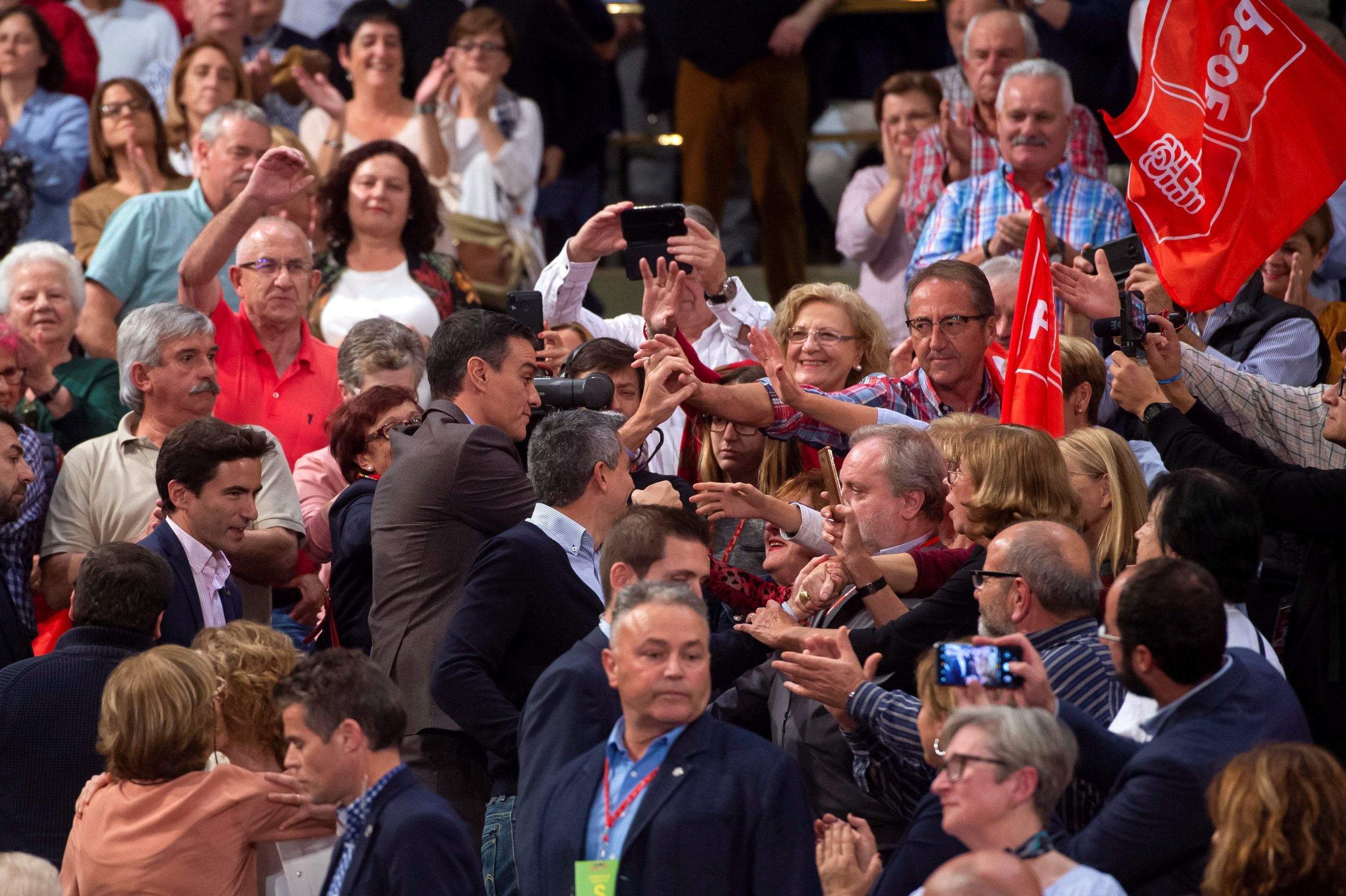 Campanha eleitoral em Espanha começou hoje. Sondagens dão nova vitória ao PSOE