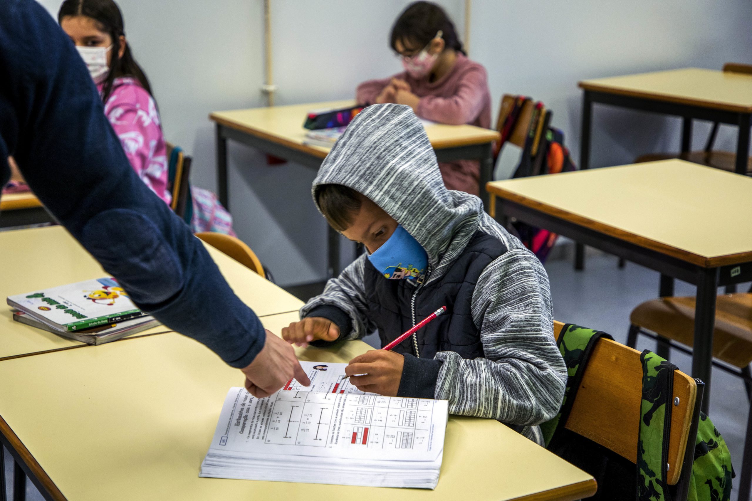 Governo e municípios assinam hoje acordo para reabilitar mais de 450 escolas