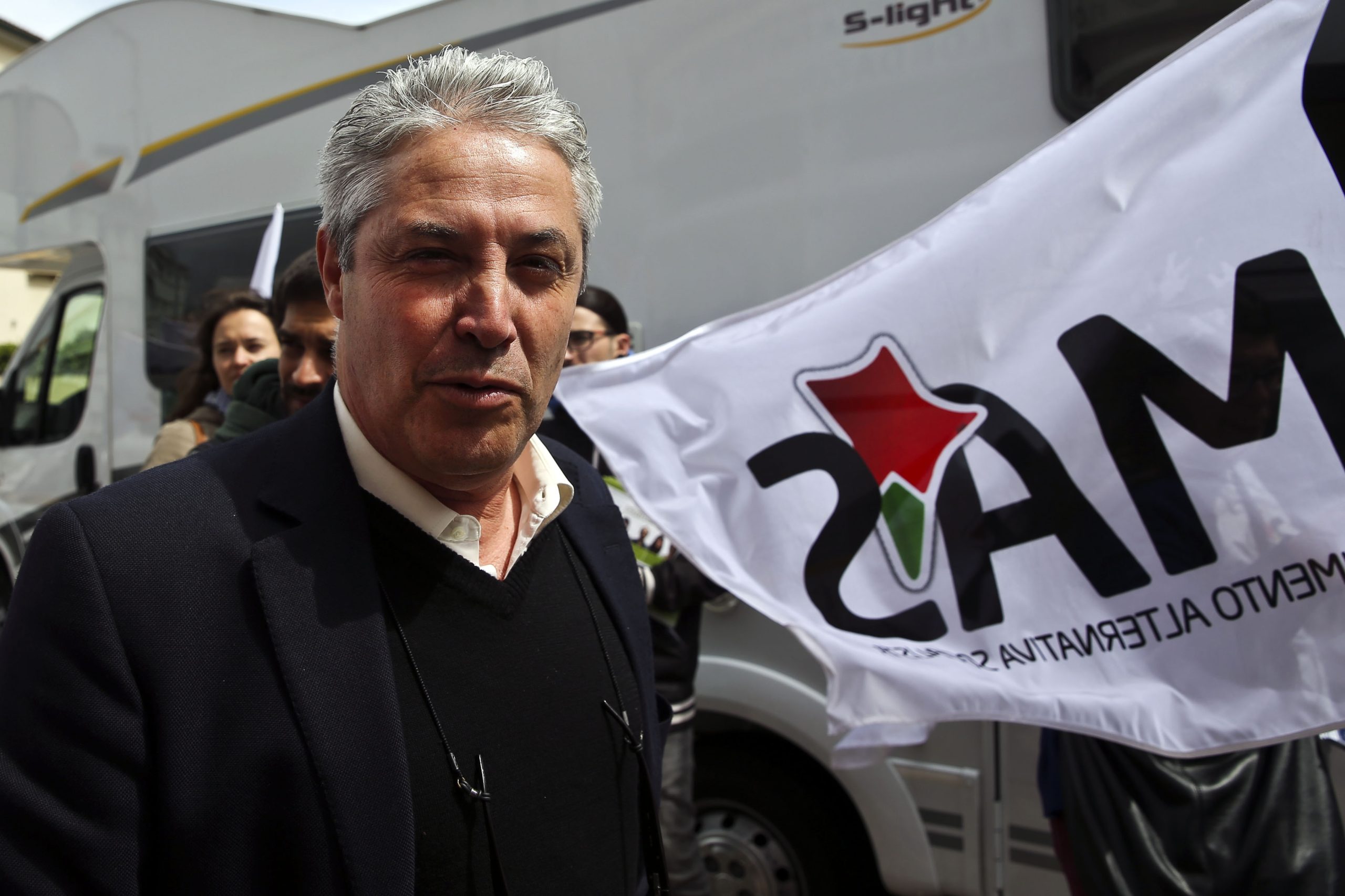 “Jamais”. Tribunal Constitucional rejeita reconhecer expulsão de Gil Garcia do MAS