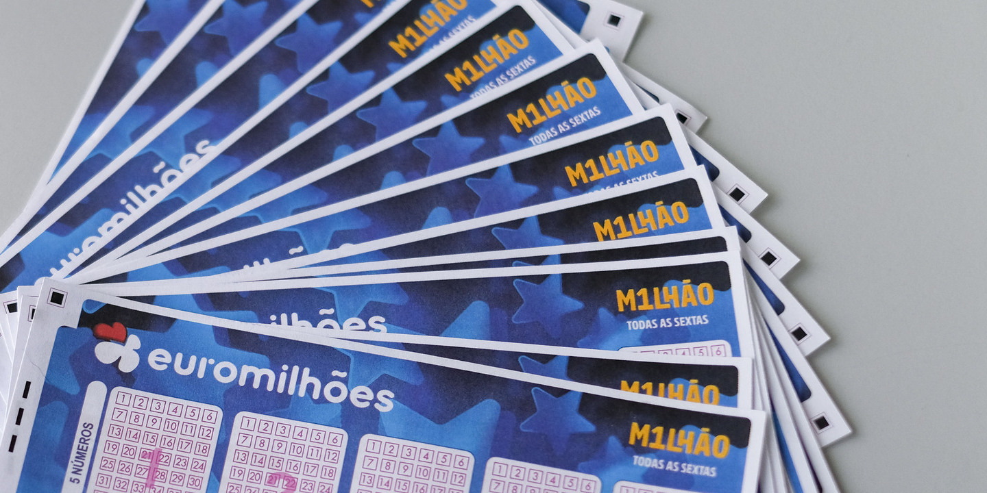 Esta terça-feira há 168 milhões de euros em jogo. Conheça aqui a chave vencedora do Euromilhões