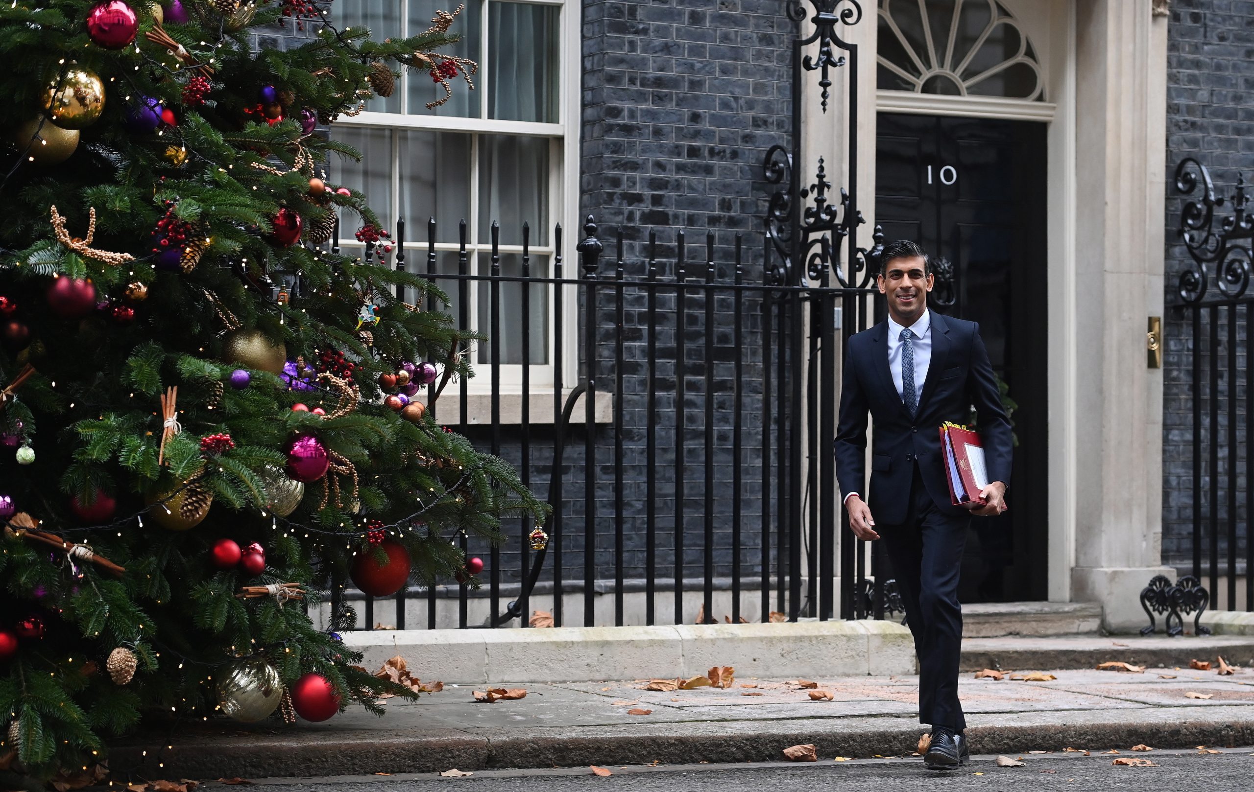 Primeiro-ministro britânico admite que “milhões” serão afetados por greve de enfermeiros