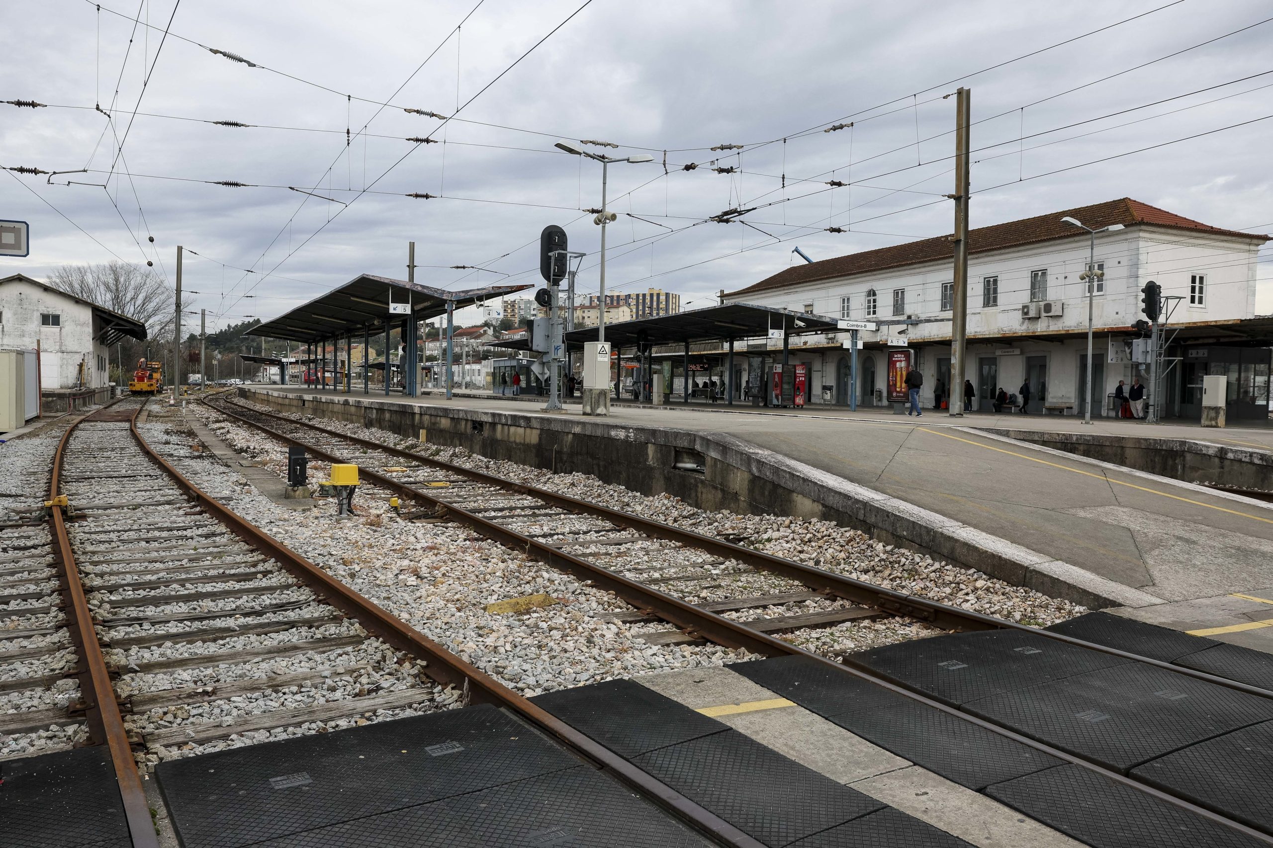 Novo concurso da PPP2 do TGV mantém estação em Coimbra-B mas reduz encargos