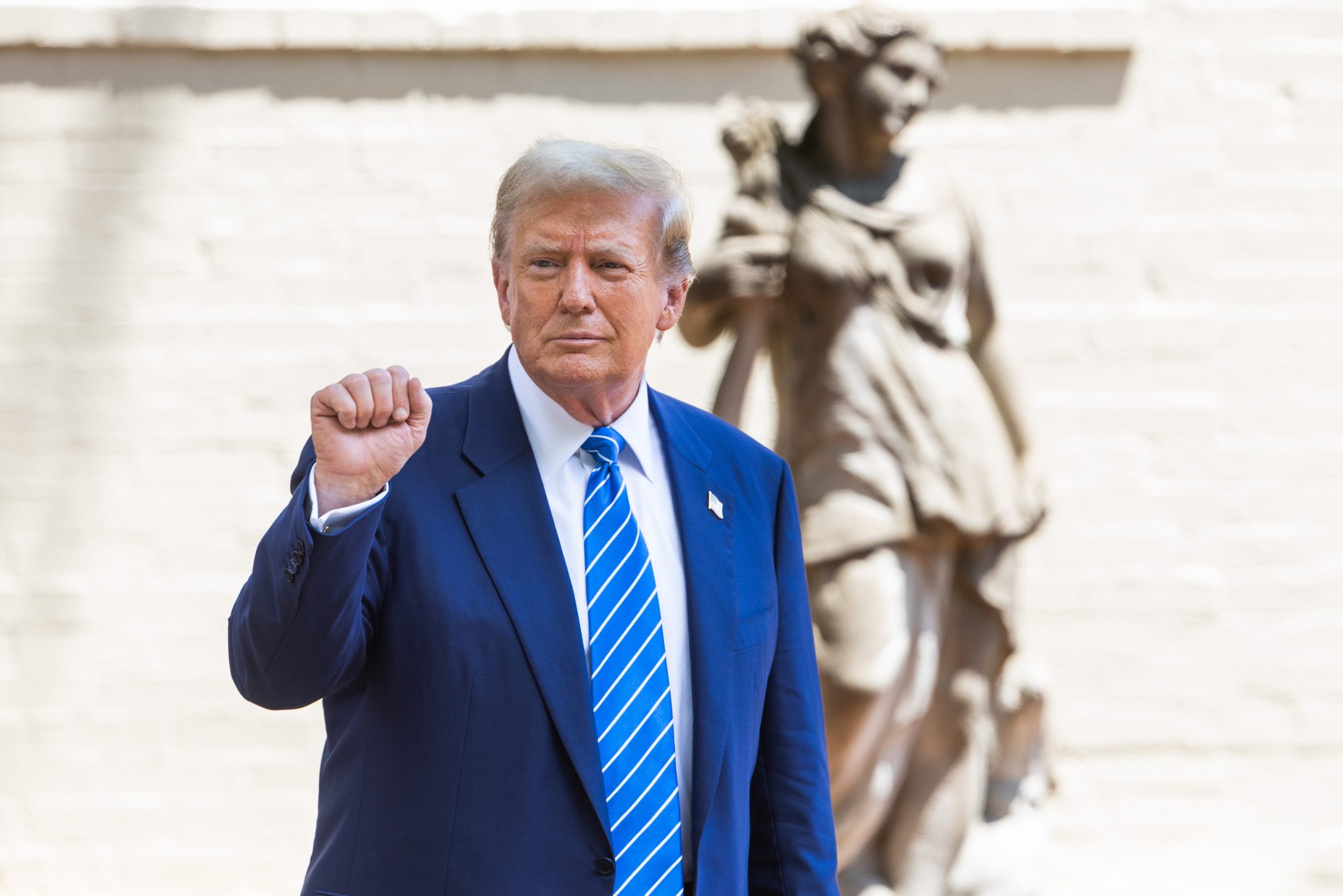 Supremo dos EUA dá imunidade parcial a Trump no caso do ataque ao Capitólio