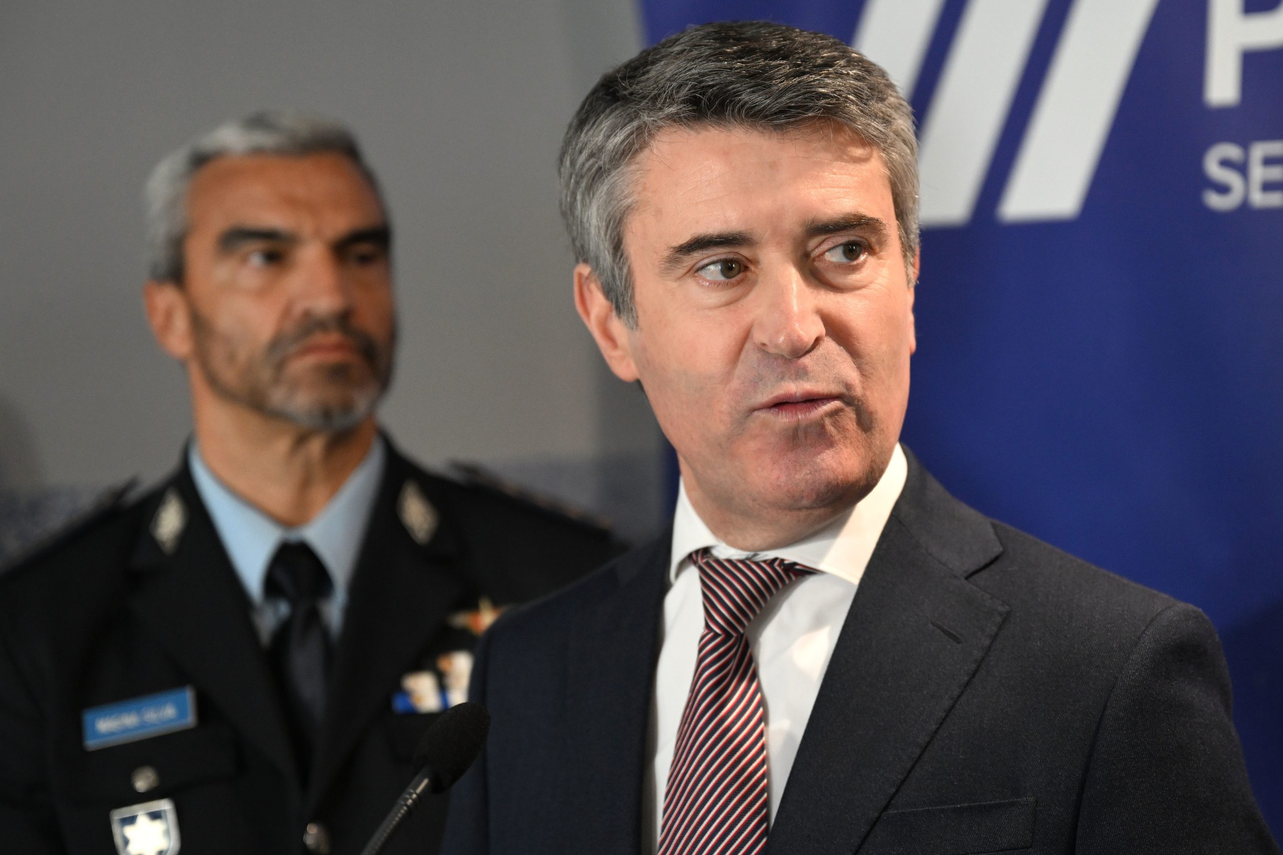 Ministro alerta que 2023 será “ainda mais difícil” do que 2022 no combate aos incêndios florestais