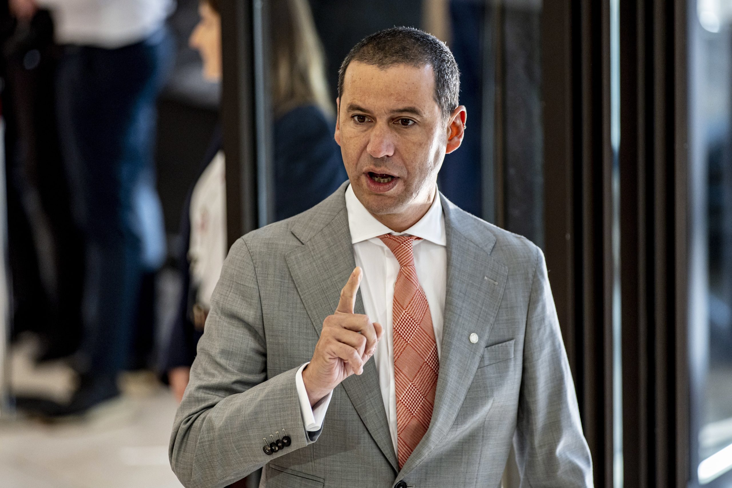 João Galamba diz que acordo na UE sobre teto para preço do gás é “mais um sinal de união”