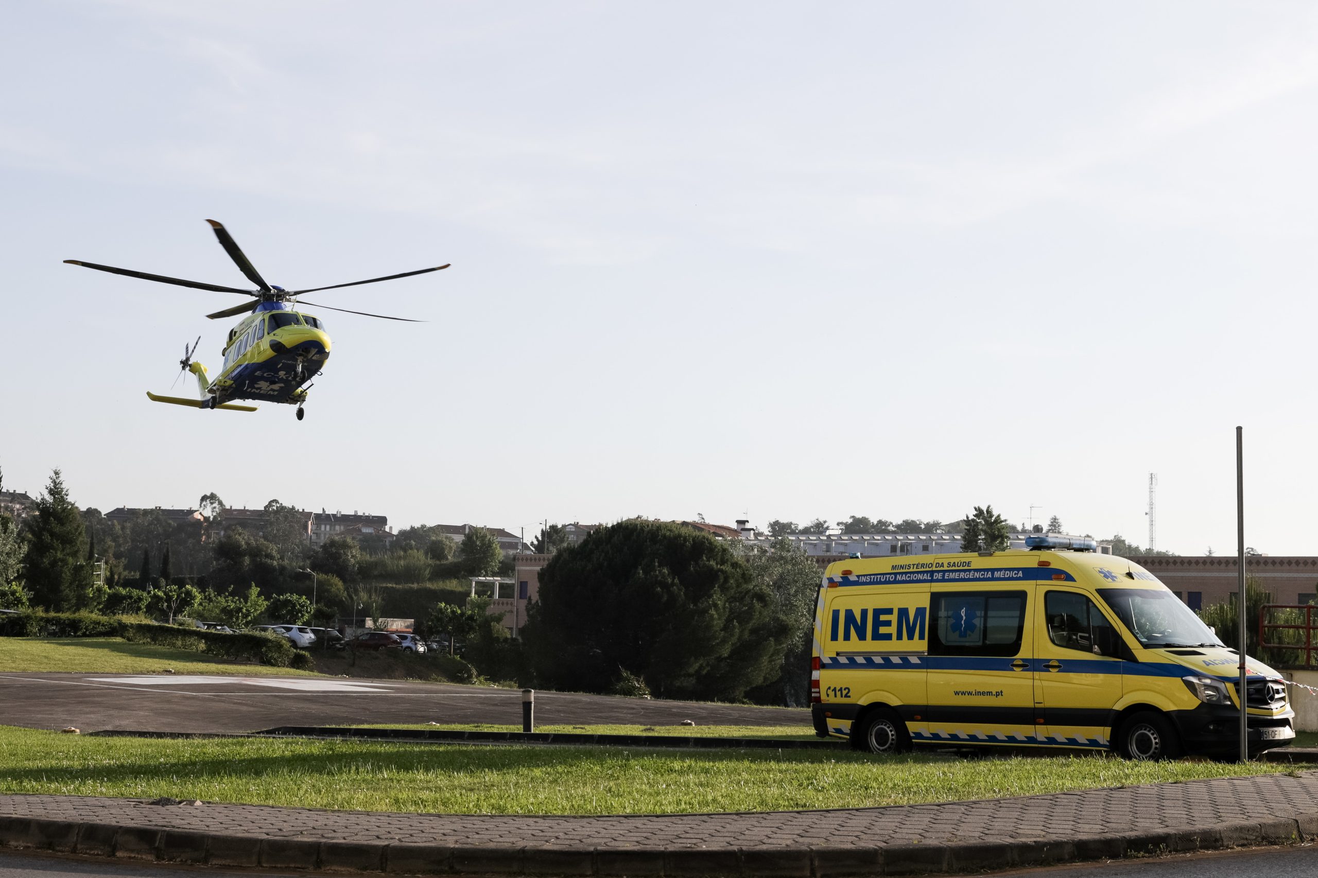 Helicóptero do INEM em Macedo de Cavaleiros não aterra em todos os heliportos