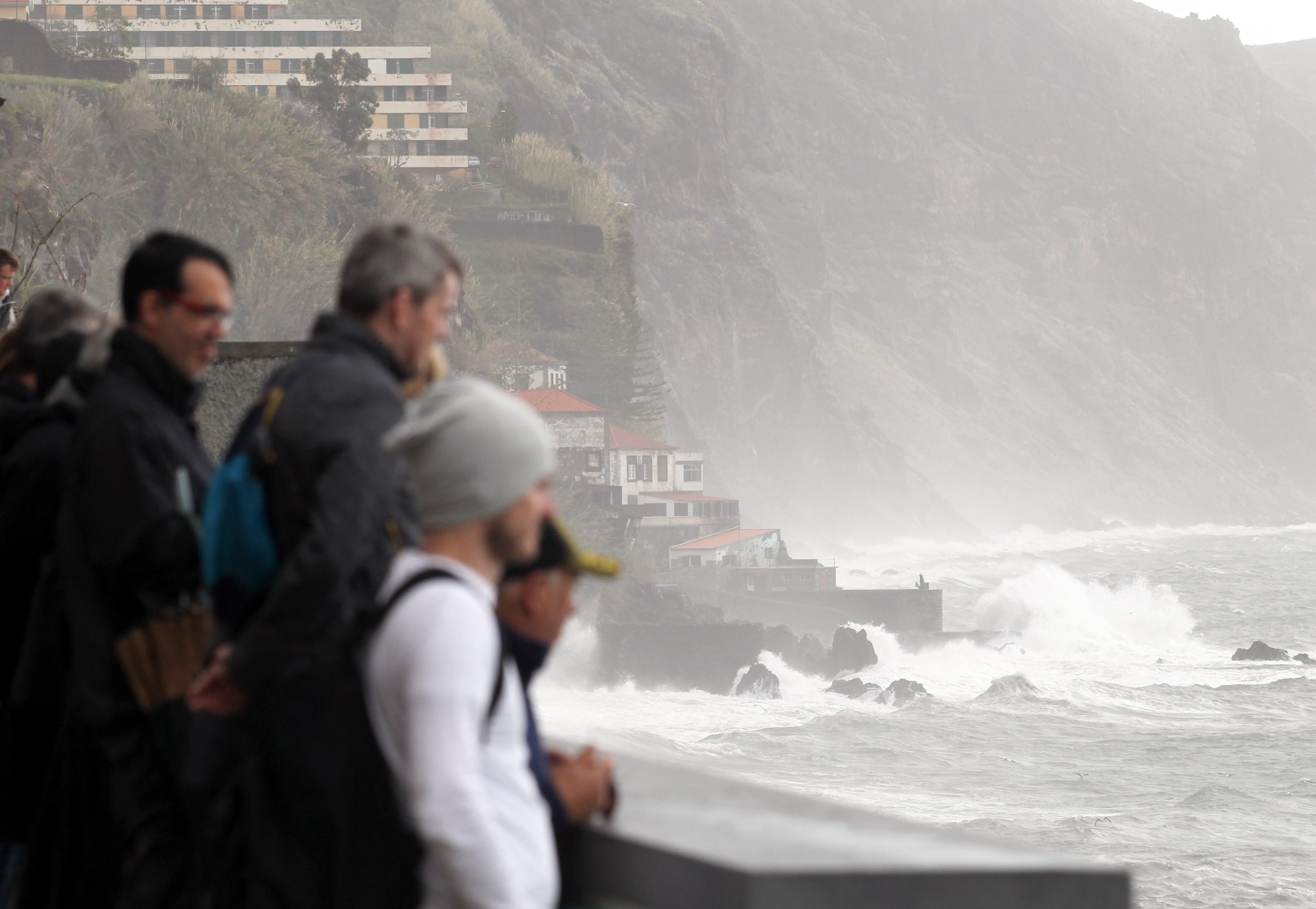 Capitania do Funchal prolonga novamente aviso de agitação marítima forte