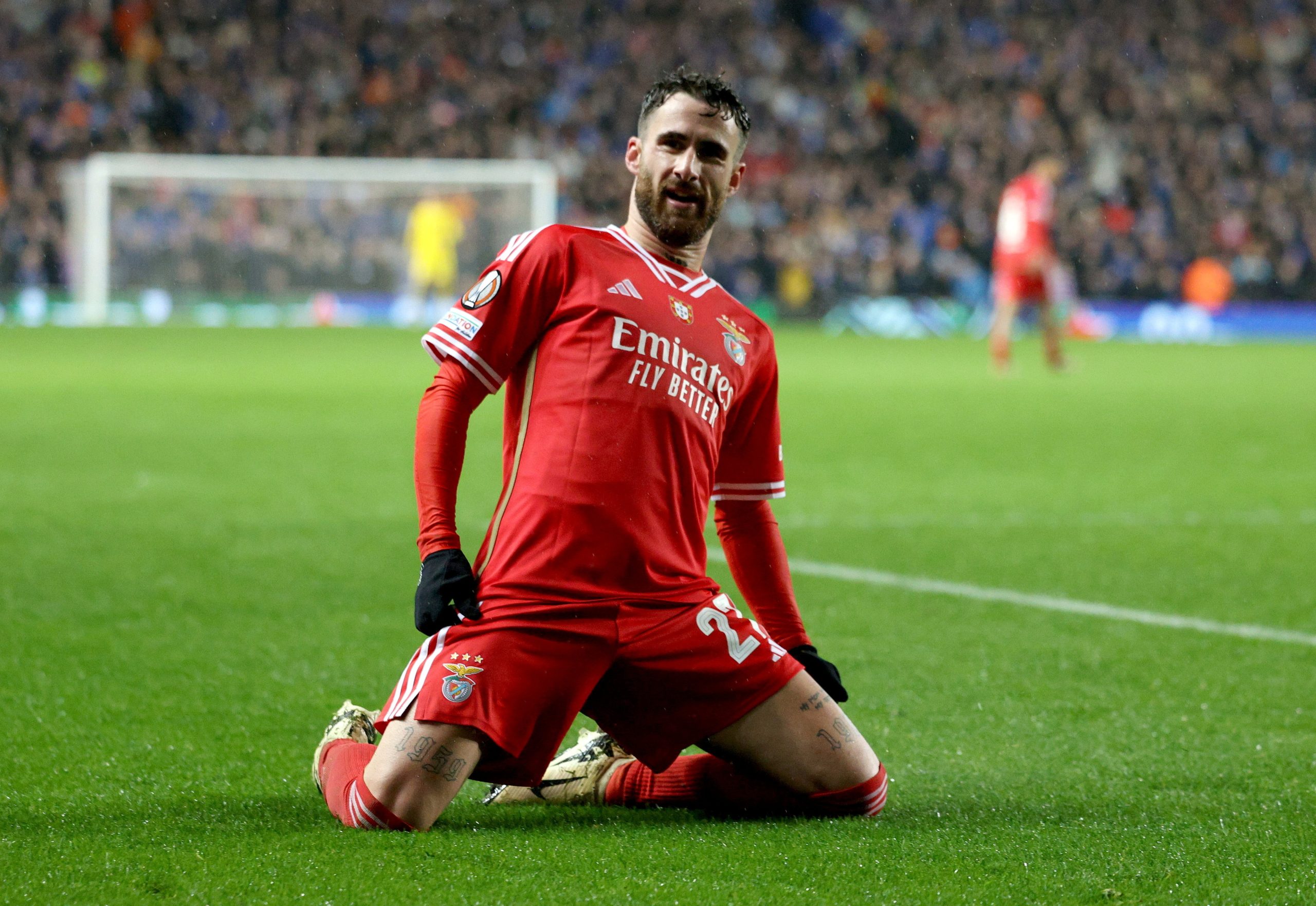 Benfica vence Rangers na segunda mão dos oitavos de final da Liga Europa
