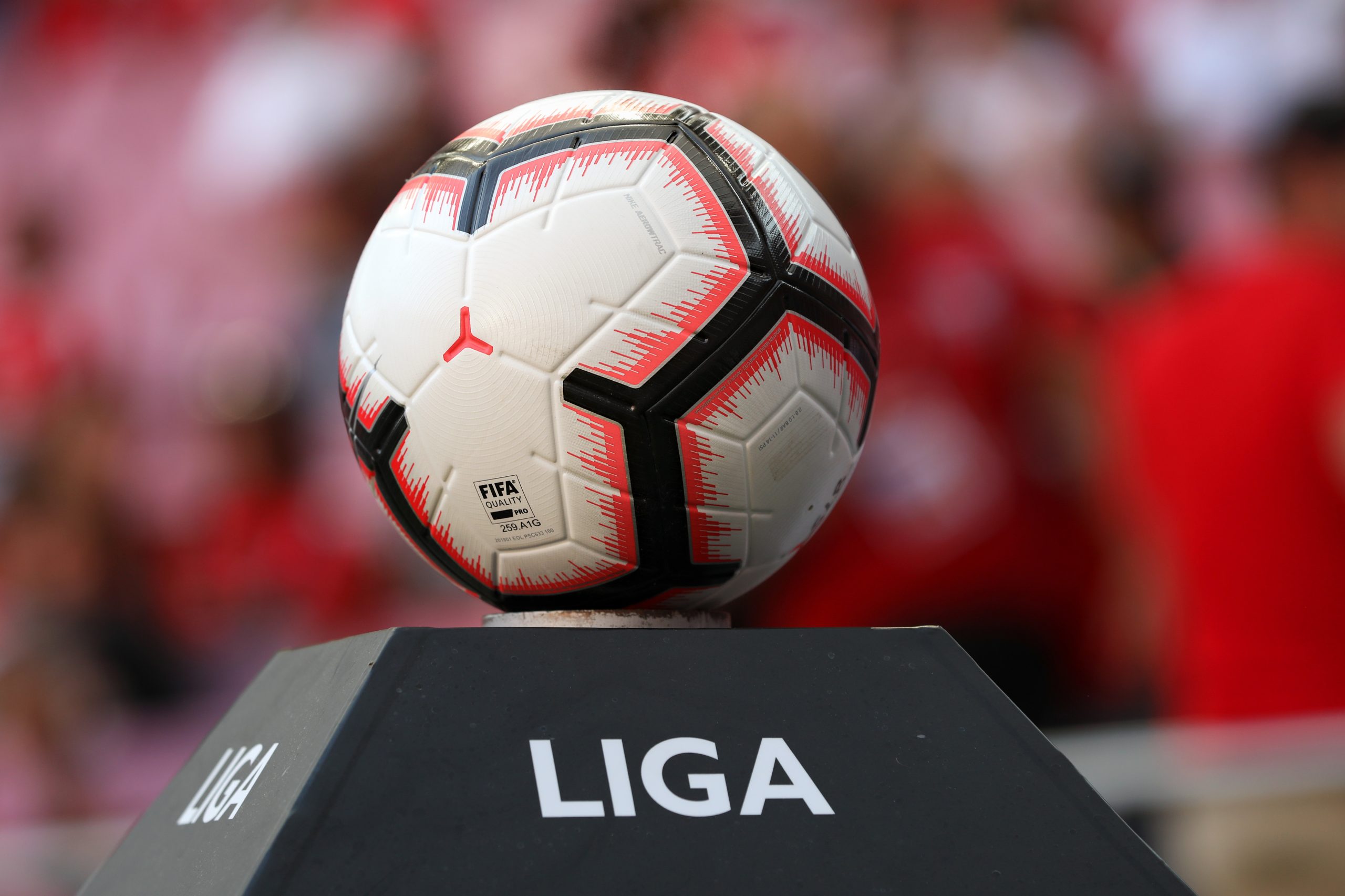 Liga de clubes de futebol recebeu 39 pedidos de inscrição até às 18:00