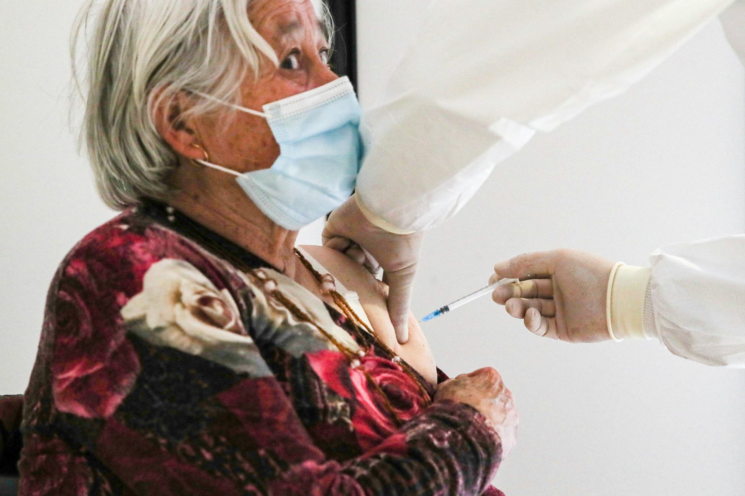 “Casa Aberta” para a vacina da Gripe ou a terceira dose contra a Covid-19 já disponível para maiores de 75 anos